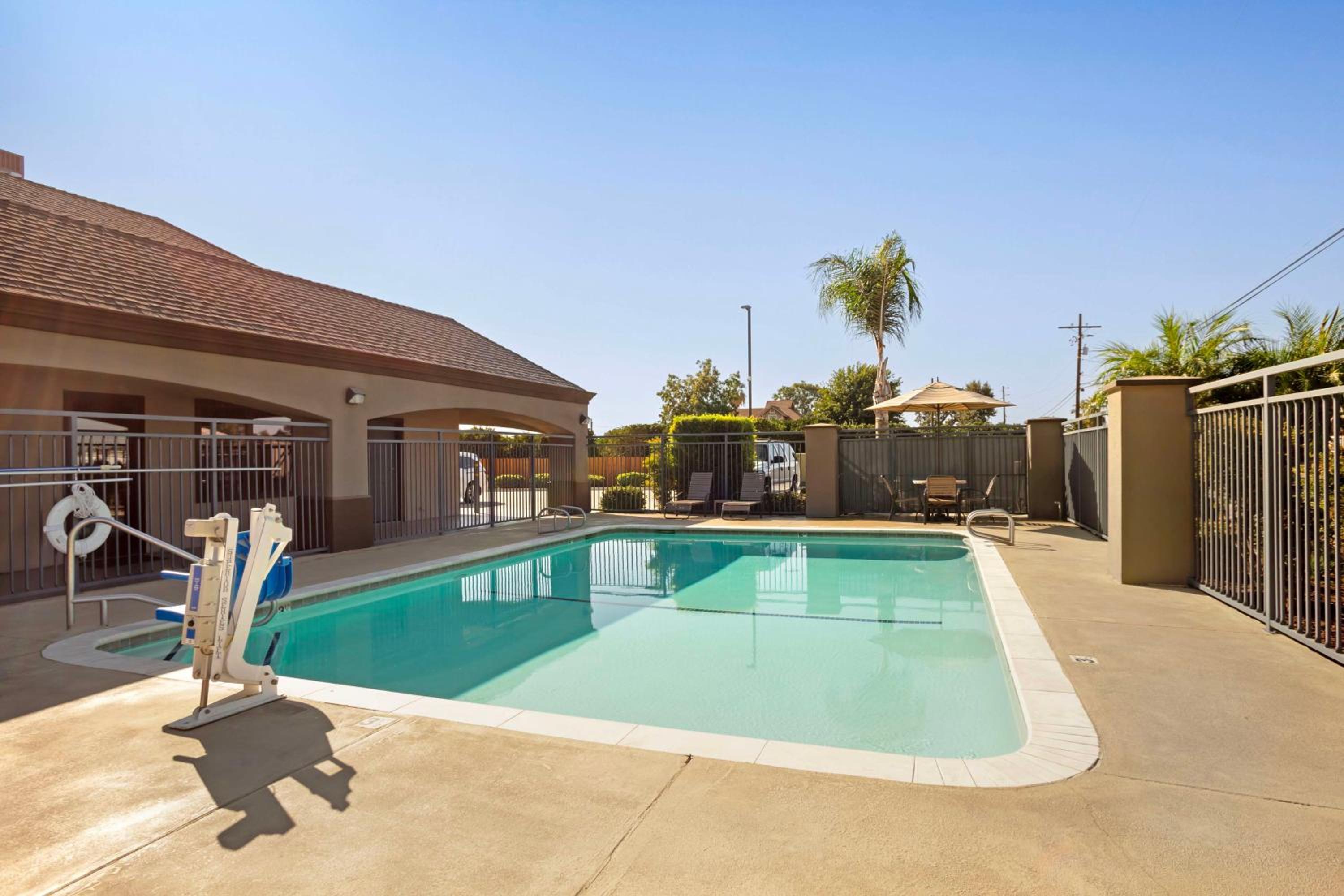 Best Western Exeter Inn & Suites
