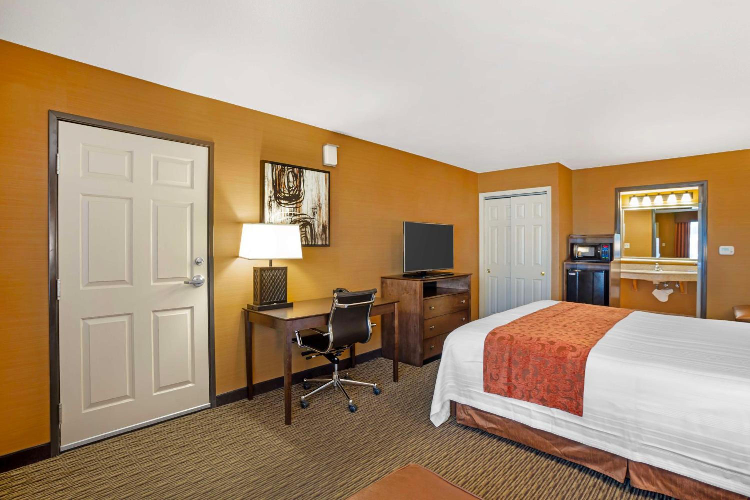 Best Western Exeter Inn & Suites
