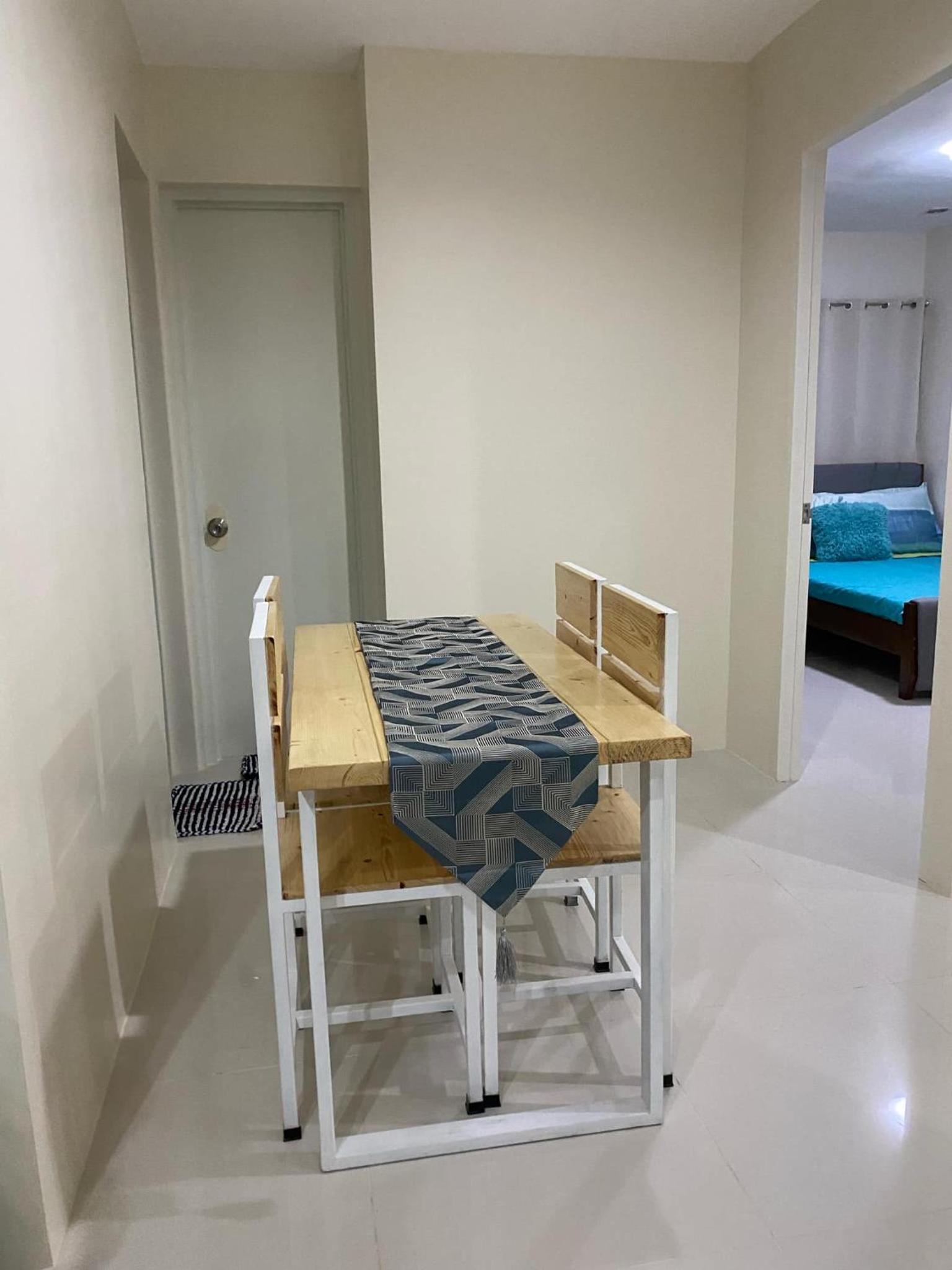 Midpoint Residences Tower 1 Unit 2202 view 2