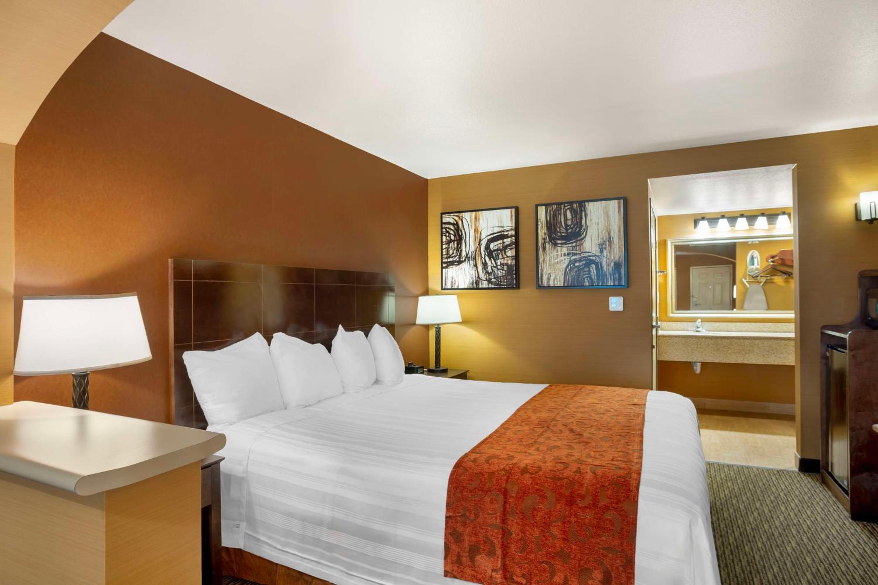 Best Western Exeter Inn & Suites