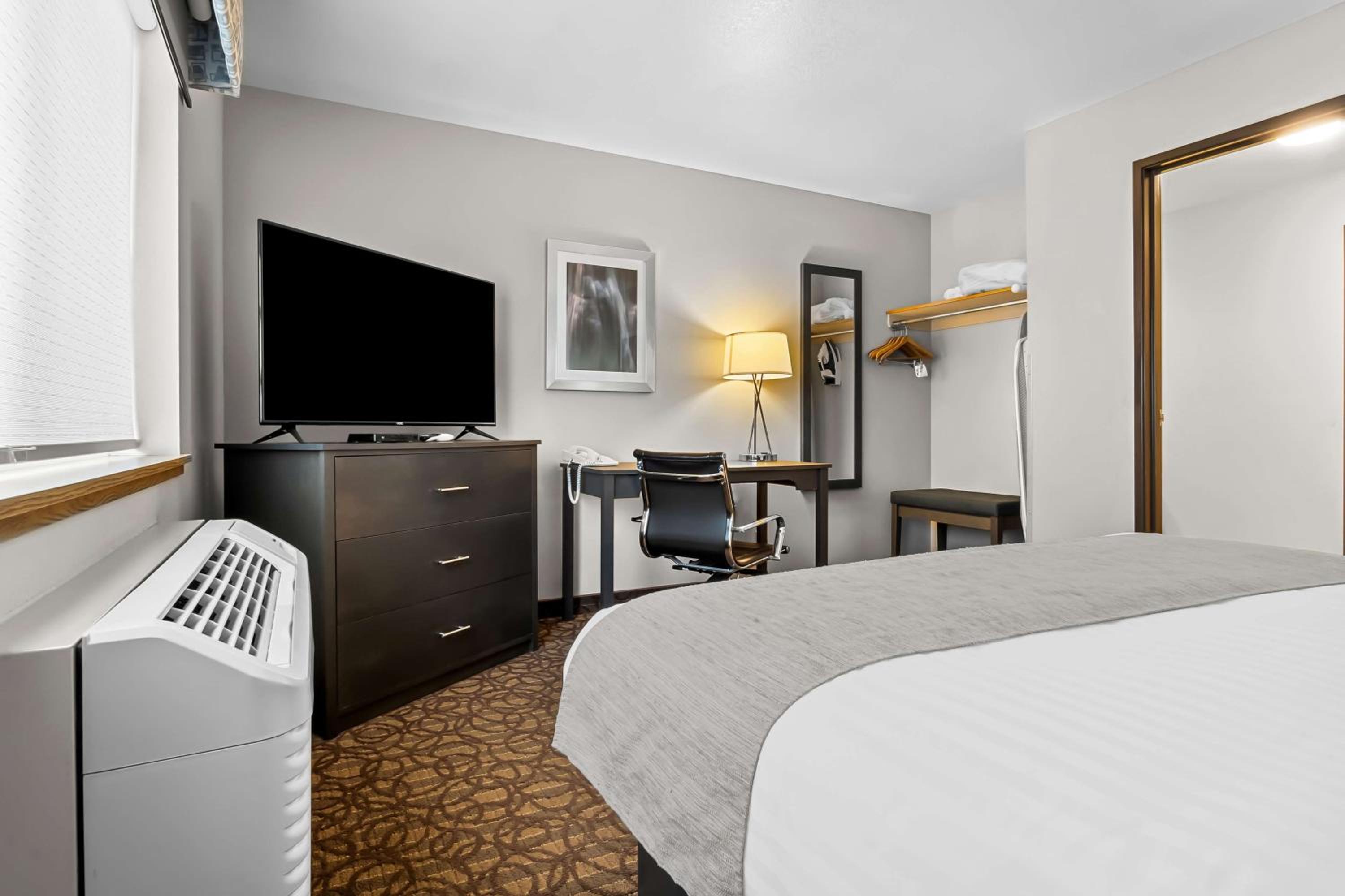 Best Western Sawtooth Inn and Suites - Property Image 7