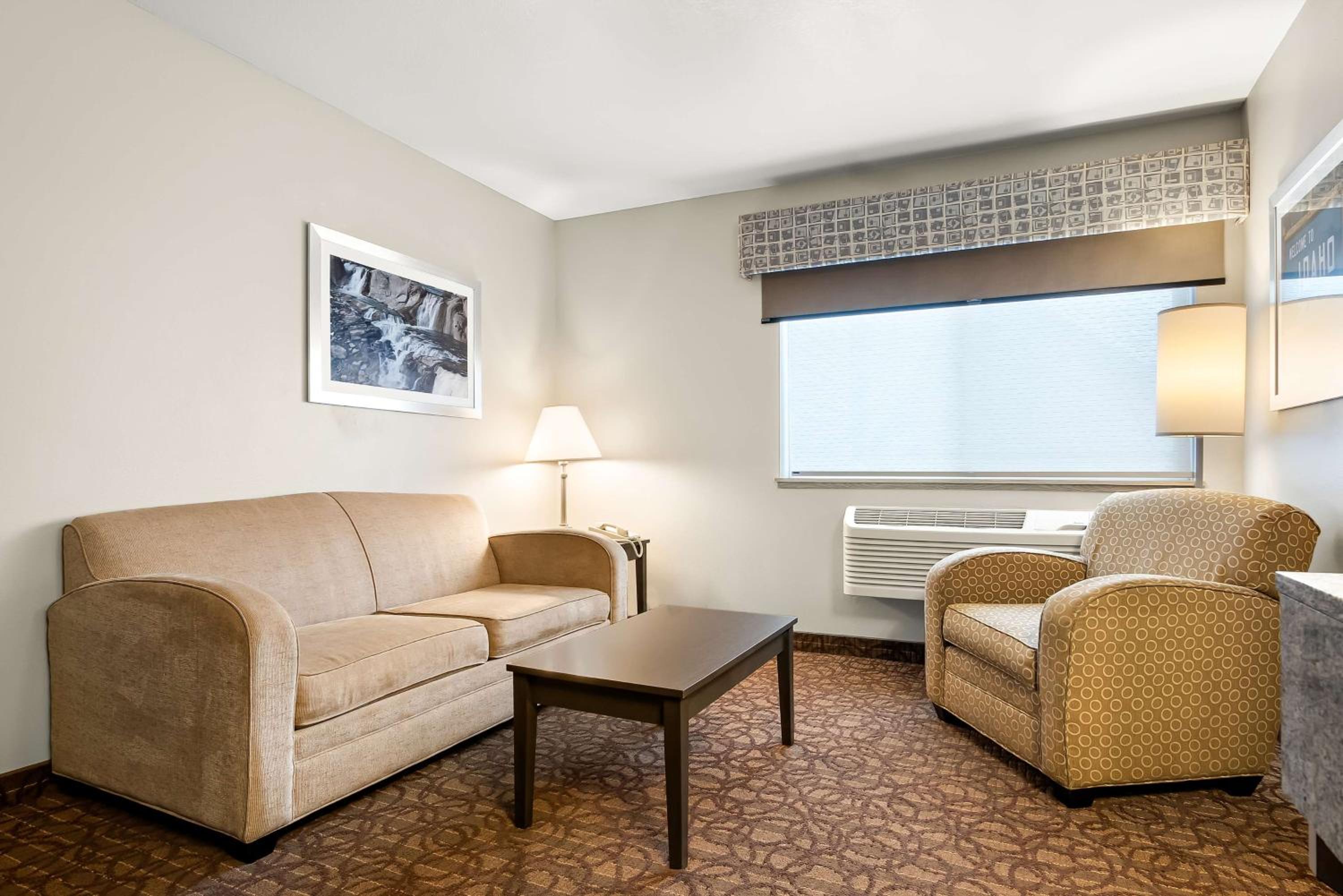 Best Western Sawtooth Inn and Suites - Property Image 9
