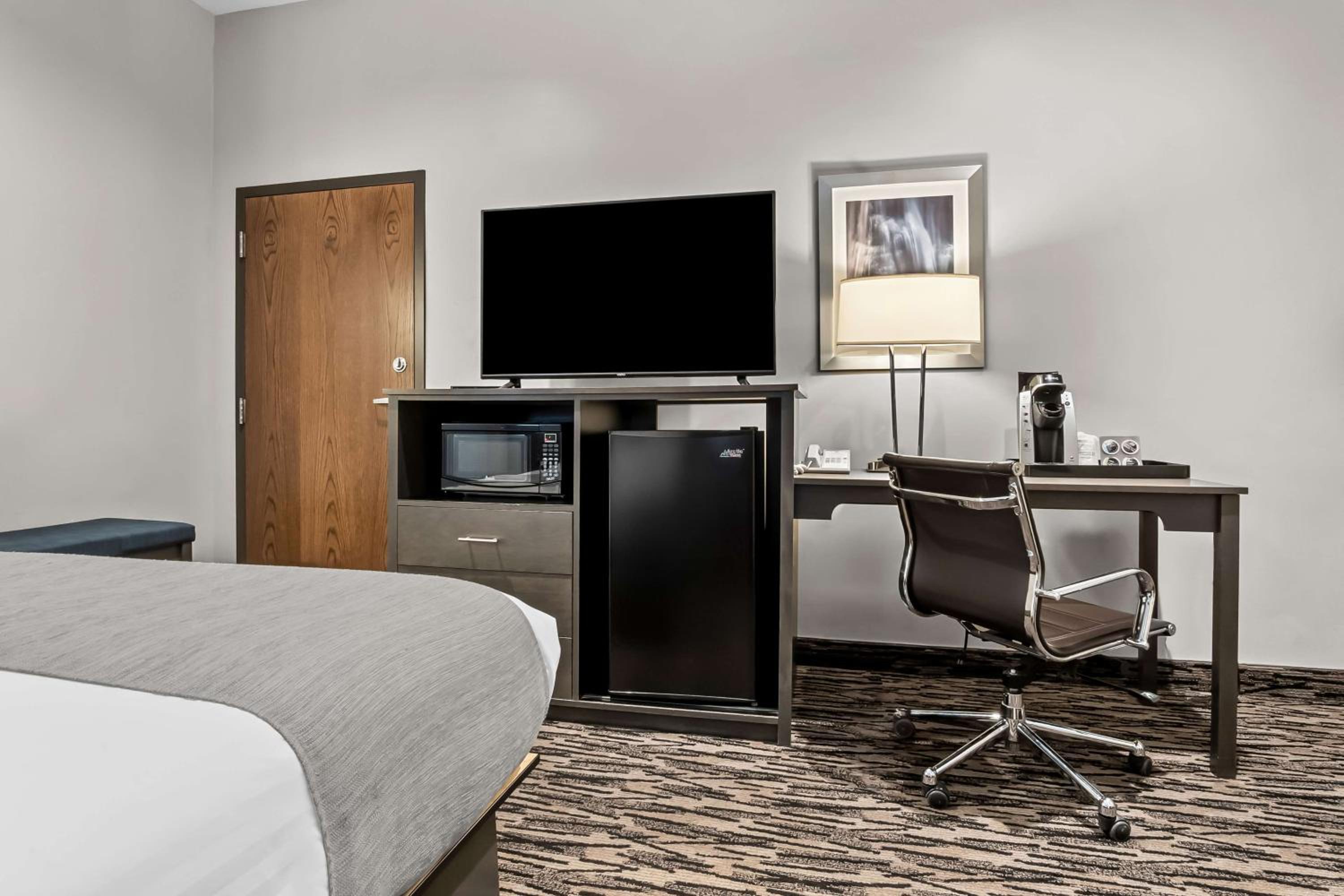 Twin Falls Vacations - Best Western Sawtooth Inn and Suites - Property Image 4