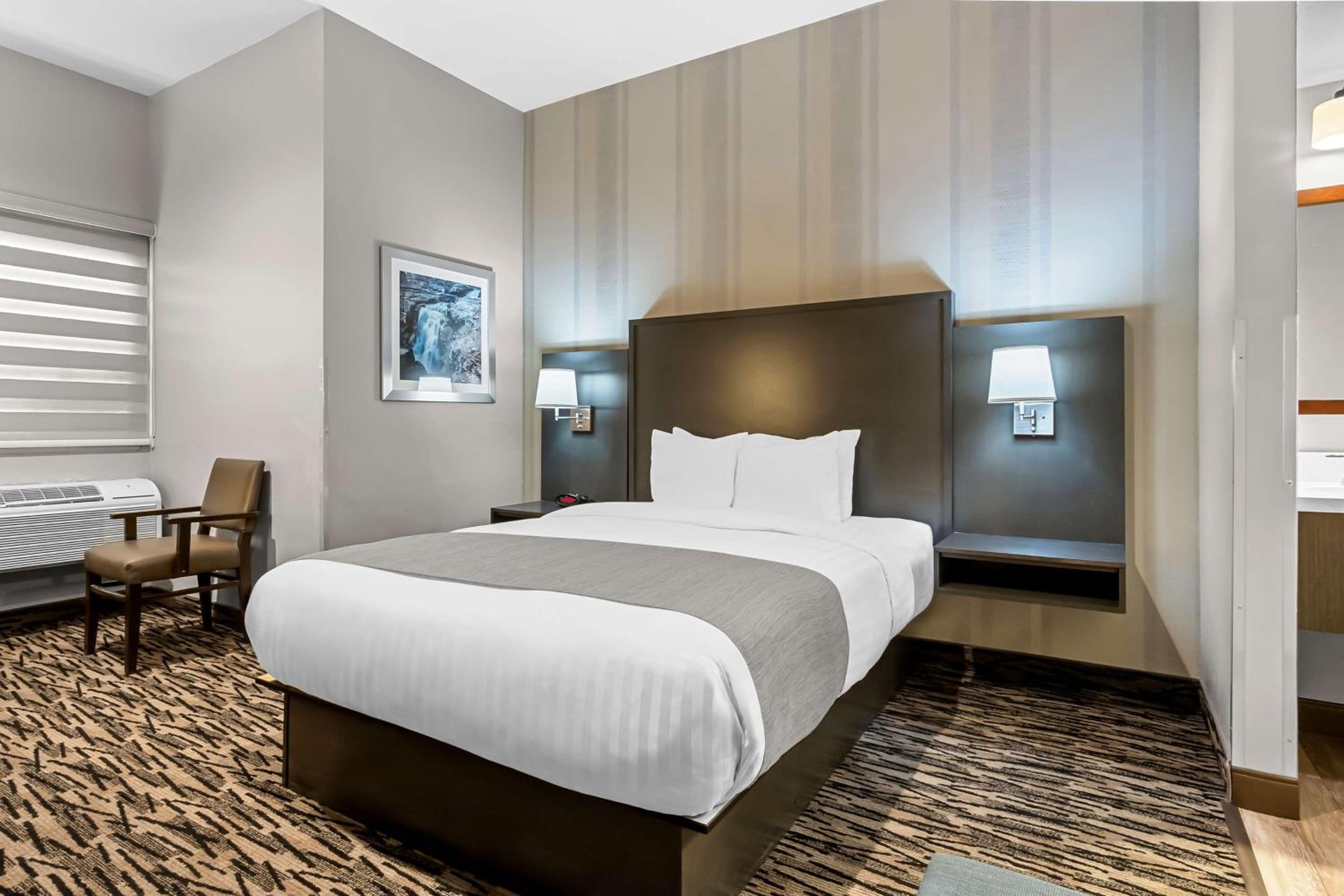 Twin Falls Vacations - Best Western Sawtooth Inn and Suites - Property Image 5
