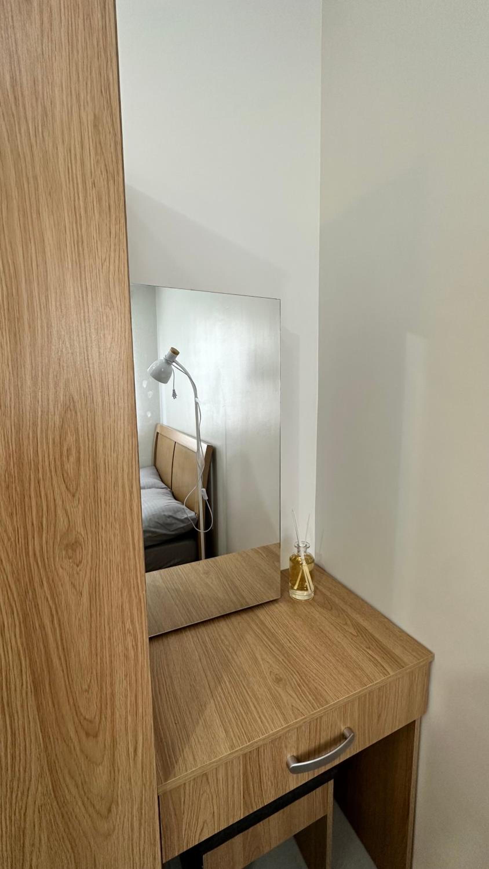 3BR Stylish Condo Serenity Awaits view 3