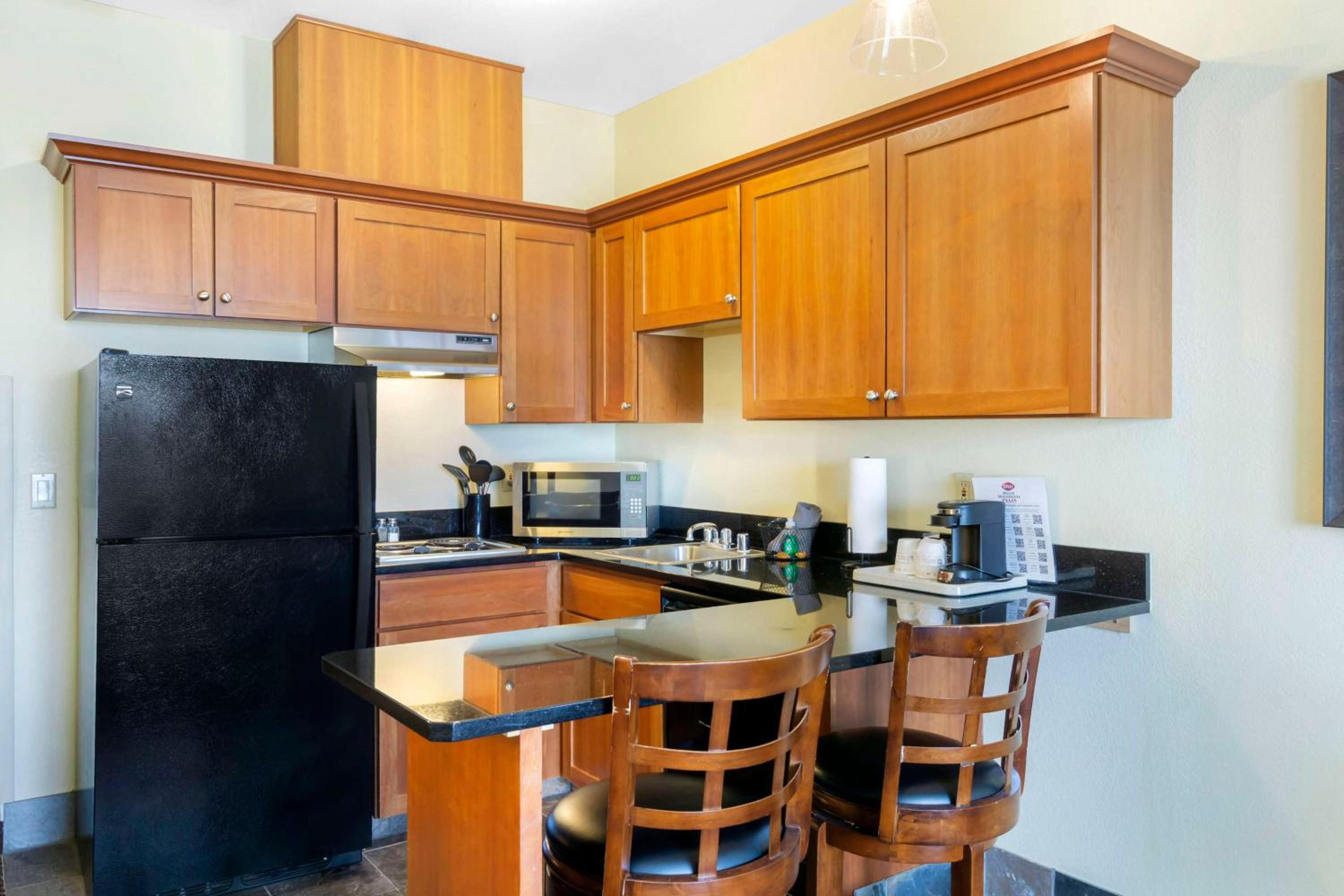 Ellensburg Vacations - Best Western Plus Ellensburg Hotel - Property Image 2