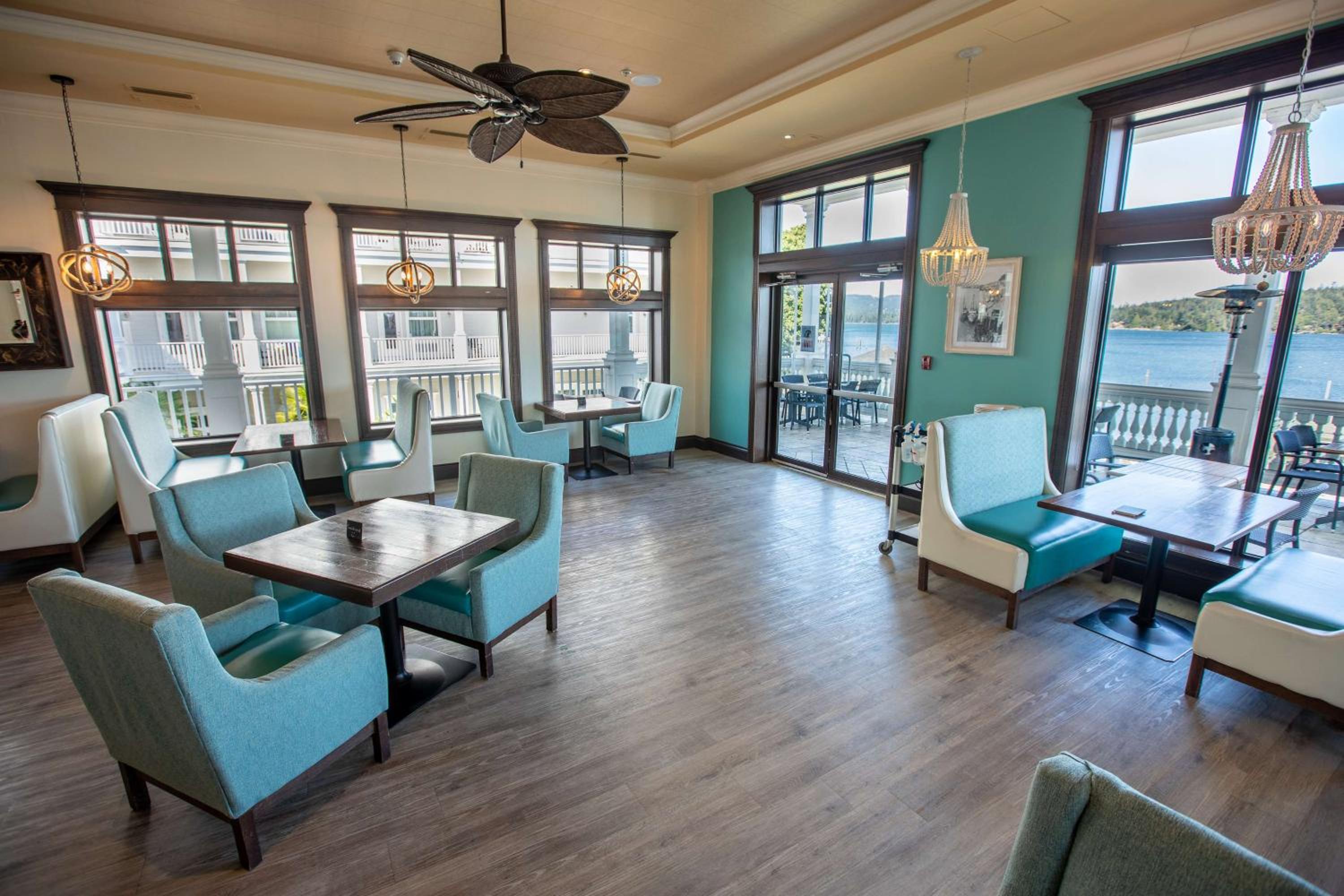 Sooke Vacations - Prestige Oceanfront Resort, WorldHotels Luxury - Property Image 4