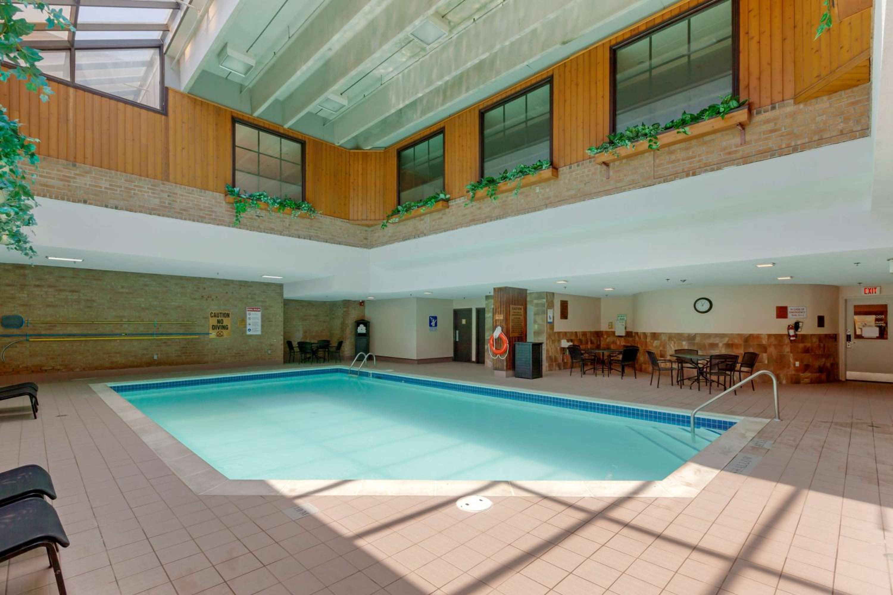 Best Western Plus Toronto Airport Hotel-3