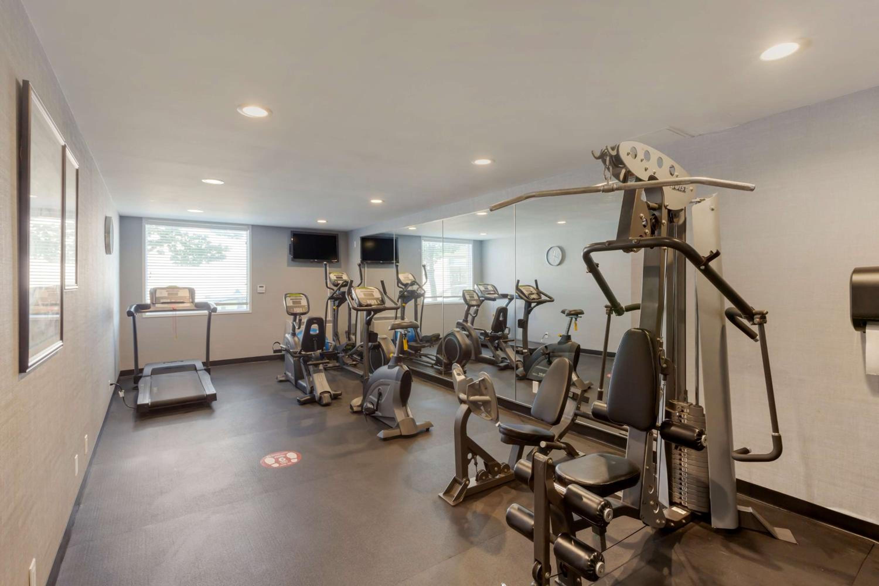 Best Western Plus Toronto Airport Hotel-4