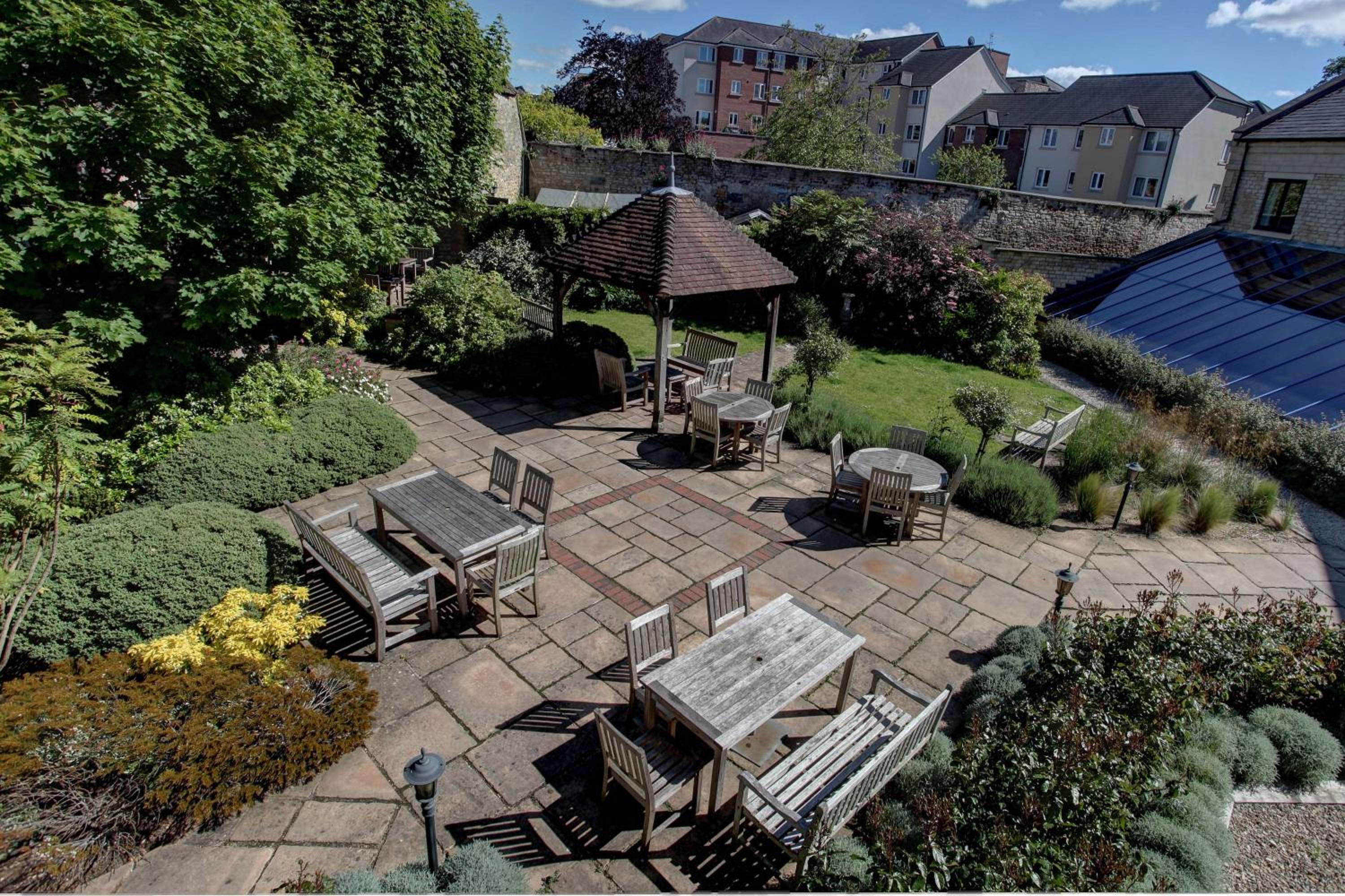 Chippenham Vacations - Best Western Plus Angel Hotel - Property Image 2