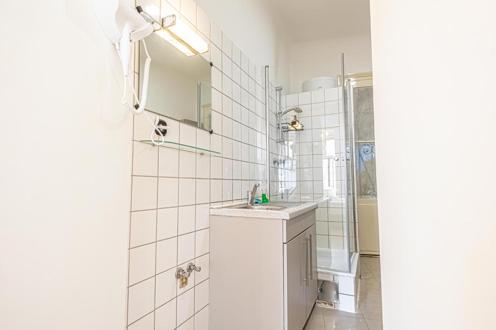 Charming 1BR Apartment Near Wiener Stadthalle