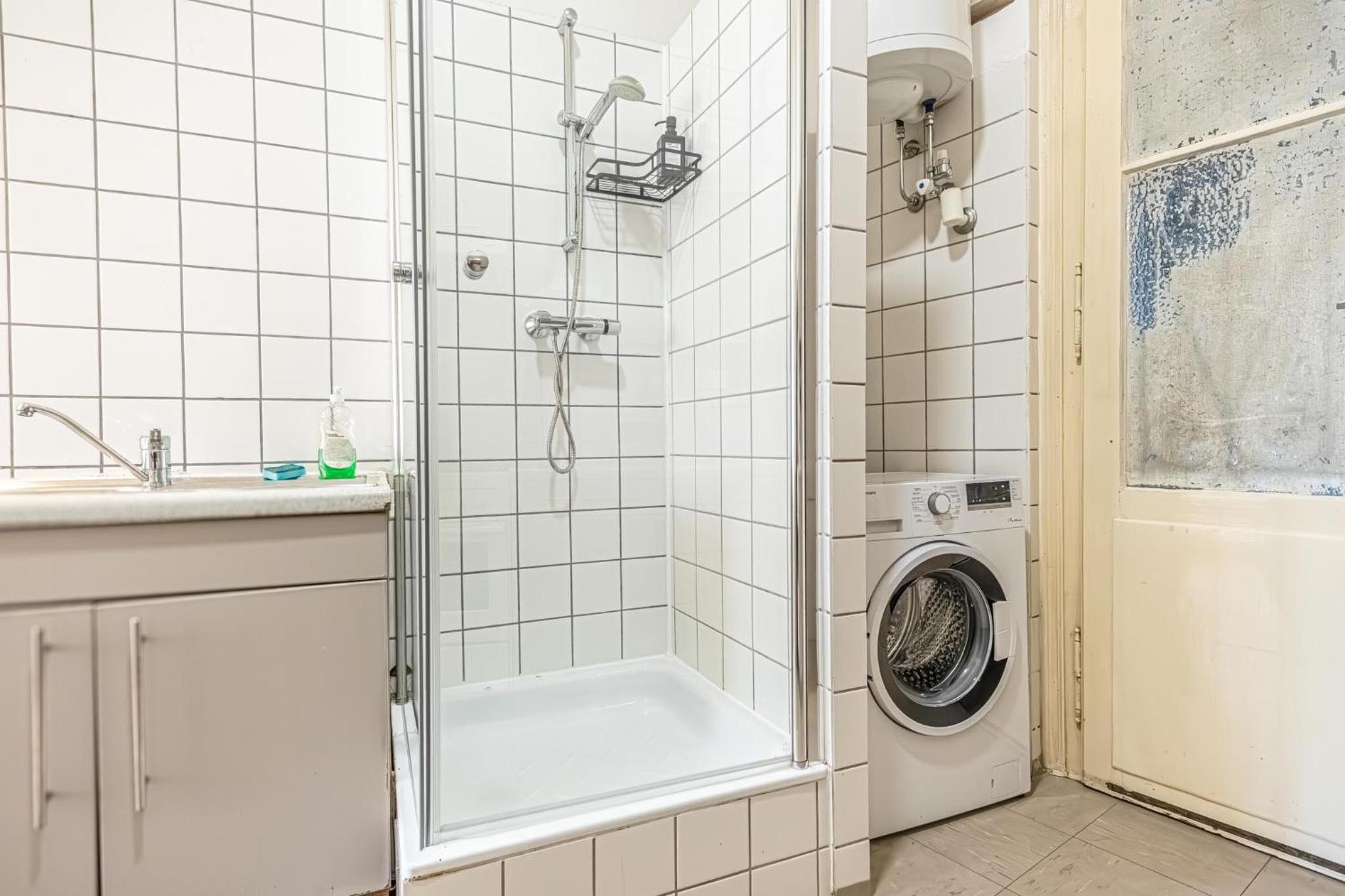 Charming 1BR Apartment Near Wiener Stadthalle