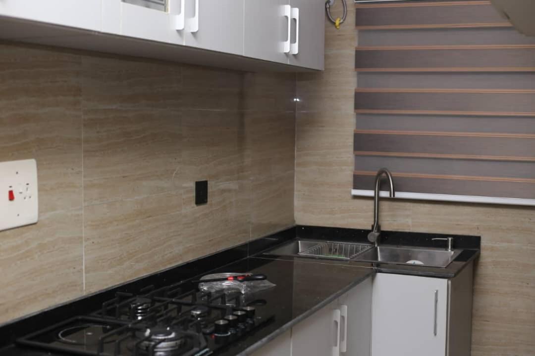 Madeb Apartments