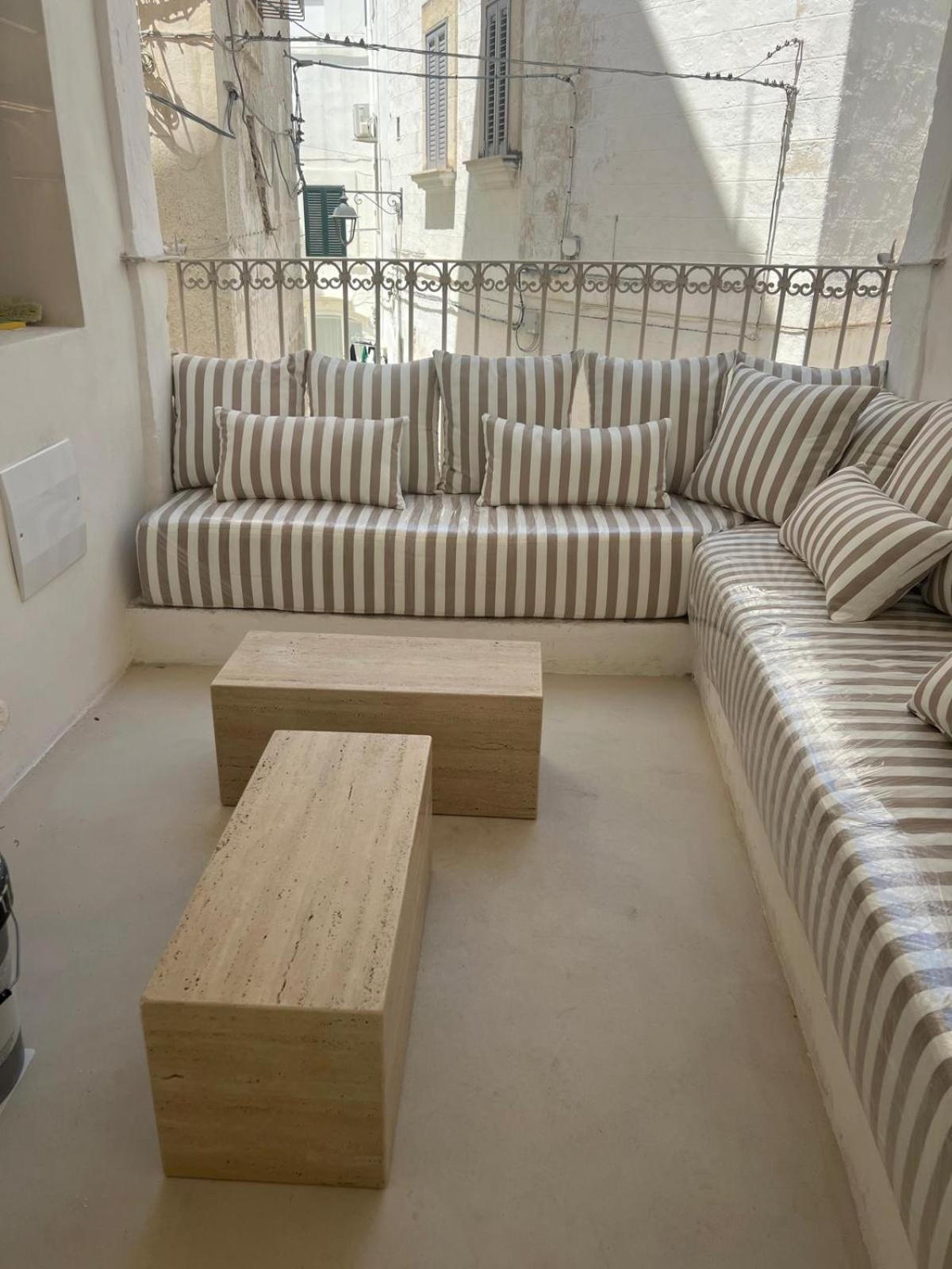 Il Convento Logement luxueux avec jacuzzi au cœur de Monopoli photo 3