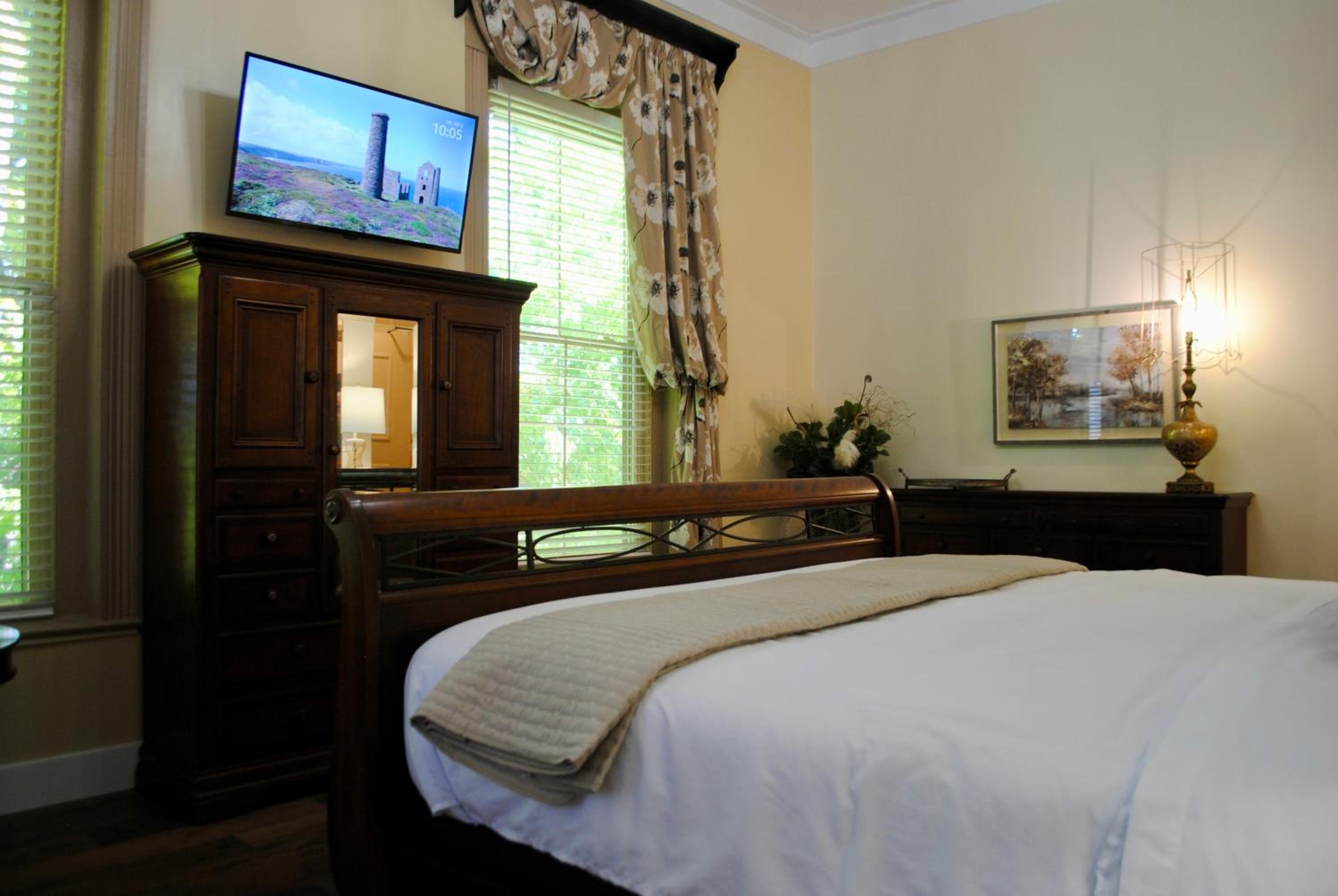 Magistate Room The Lodge view 5
