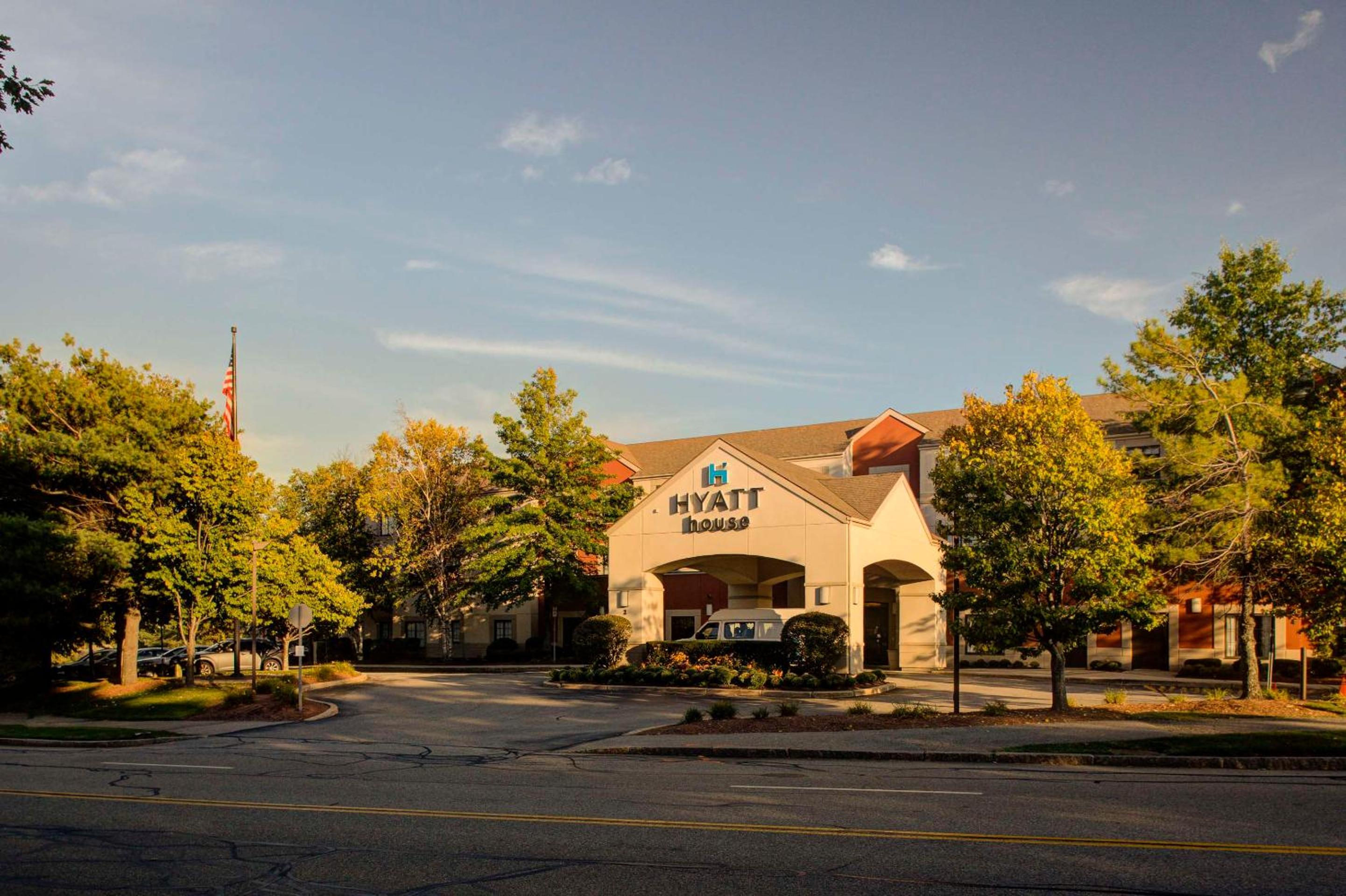 Boston Vacations - Hyatt House Boston/Burlington - Property Image 1