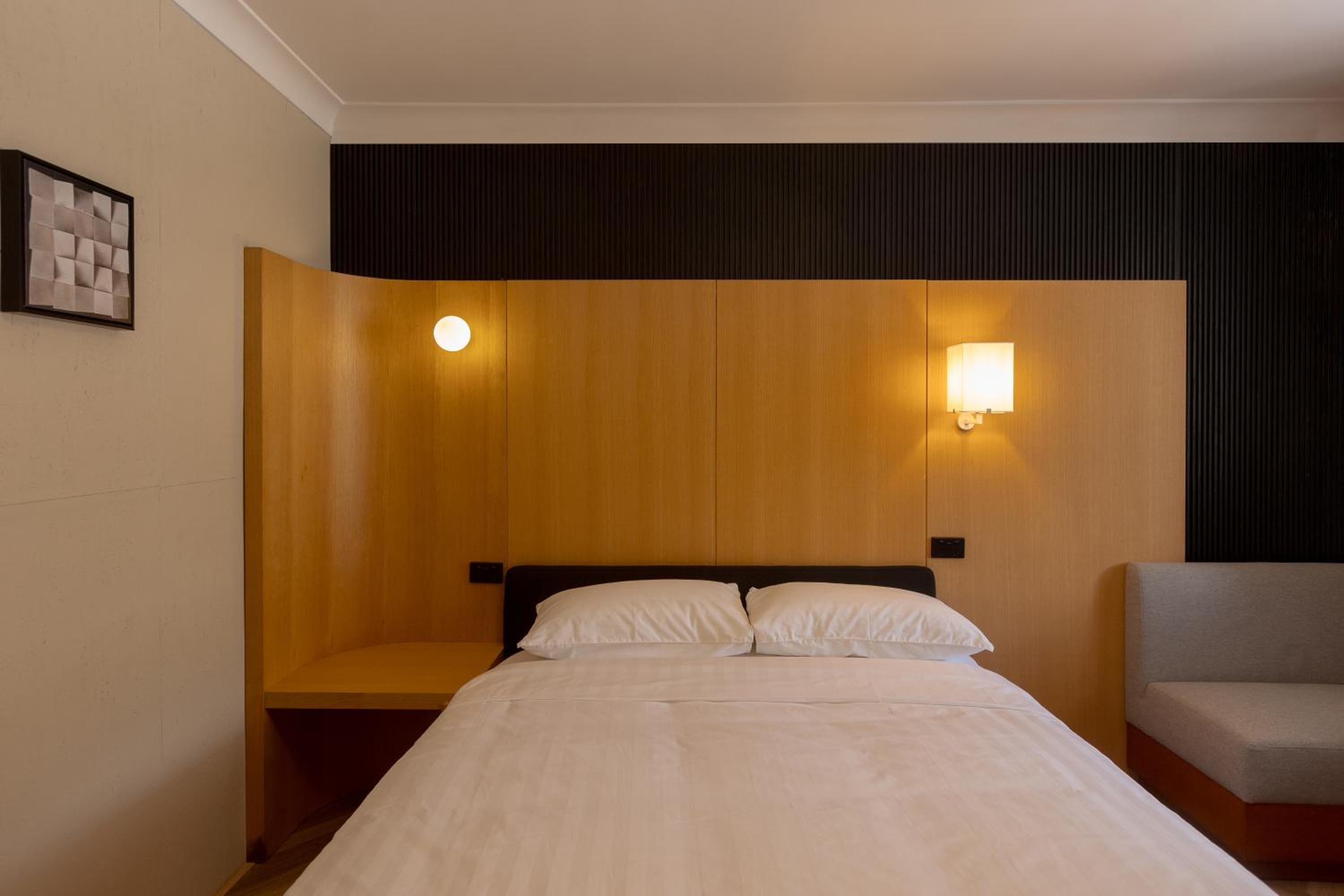 Mu S Boutique Motel 