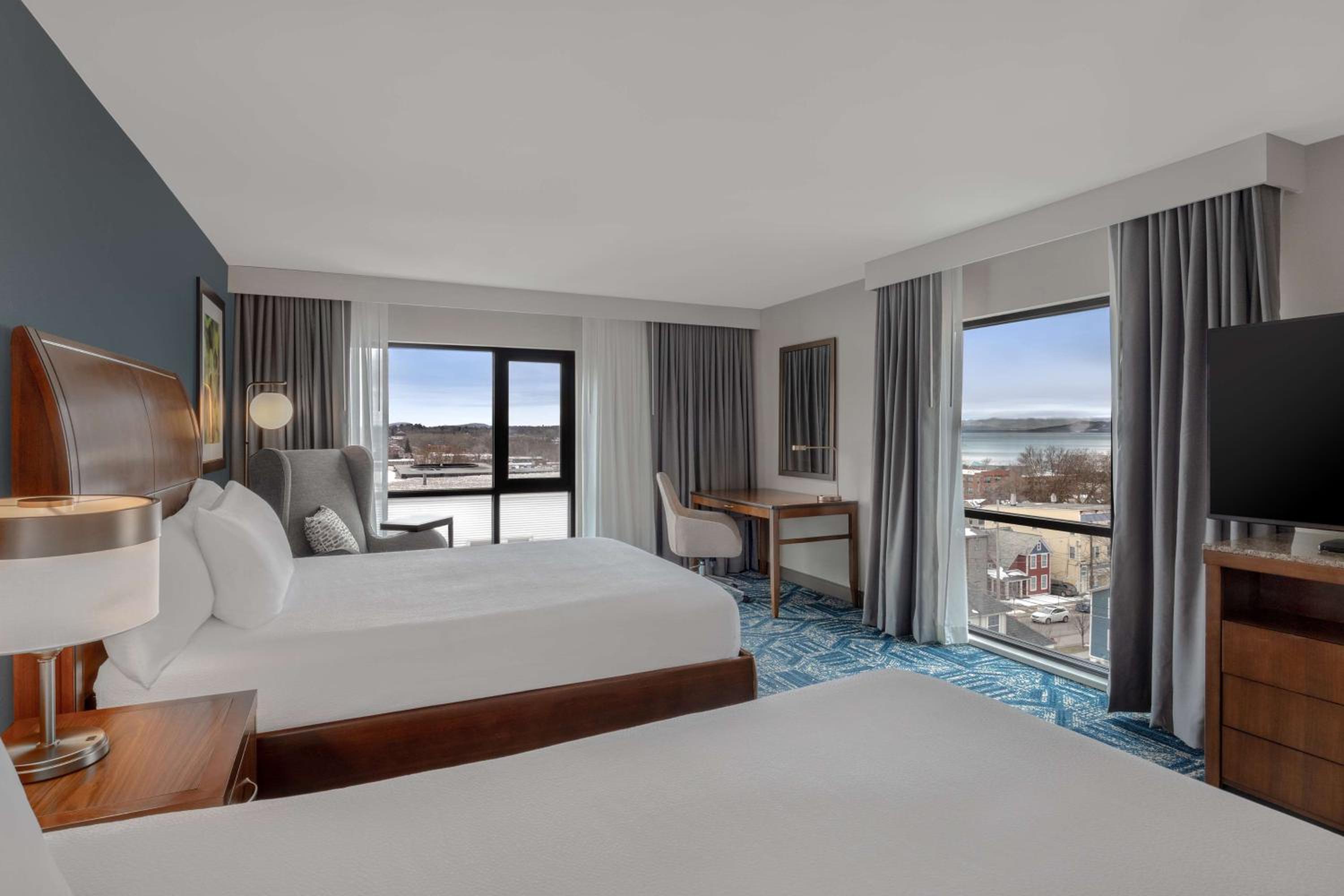Hilton Garden Inn Burlington Downtown
