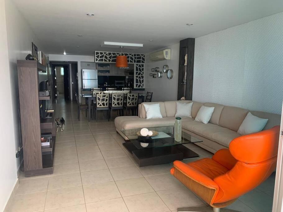 Hermoso Departamento con vista al mar
