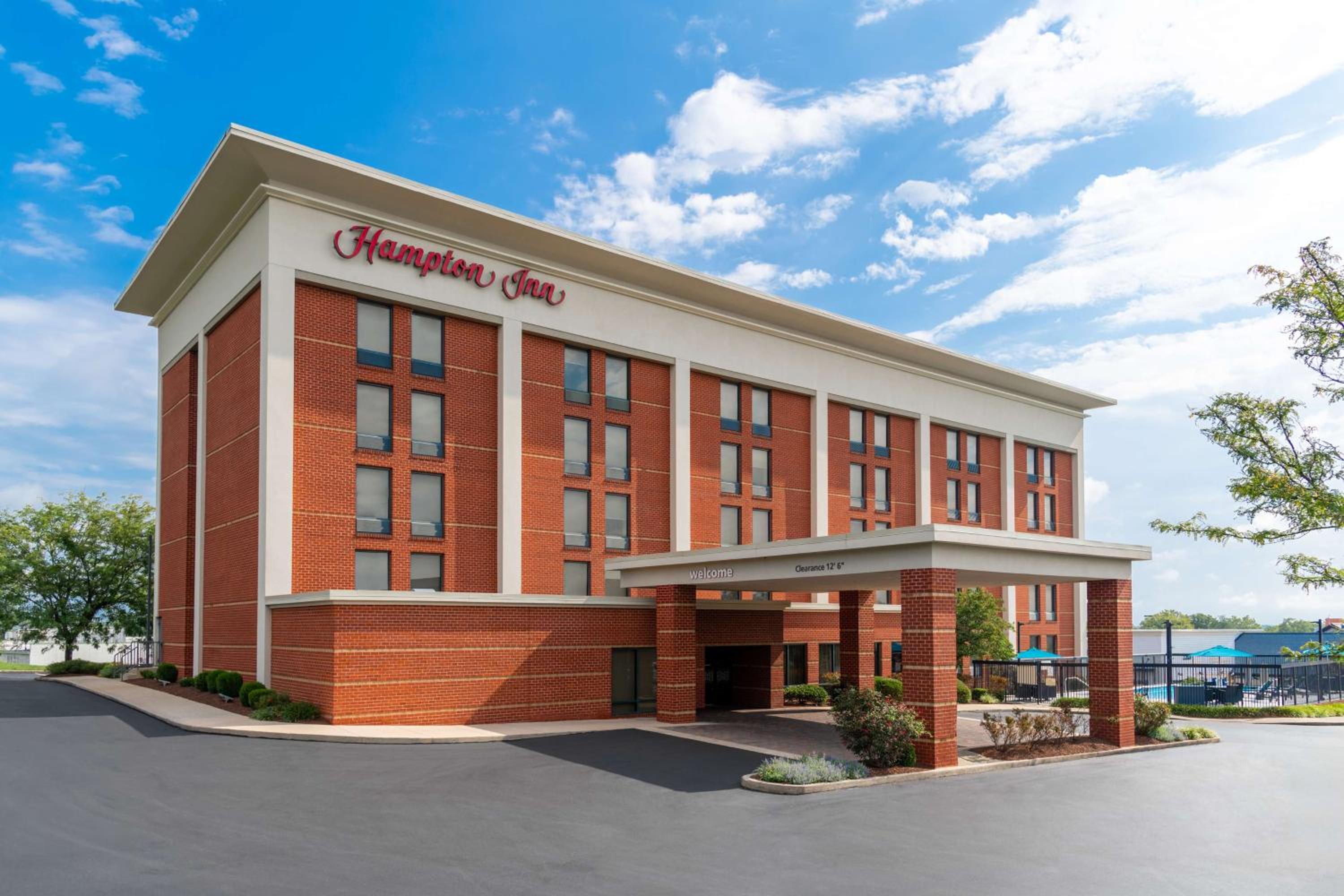 Martinsburg Vacations - Hampton Inn Martinsburg - Property Image 32