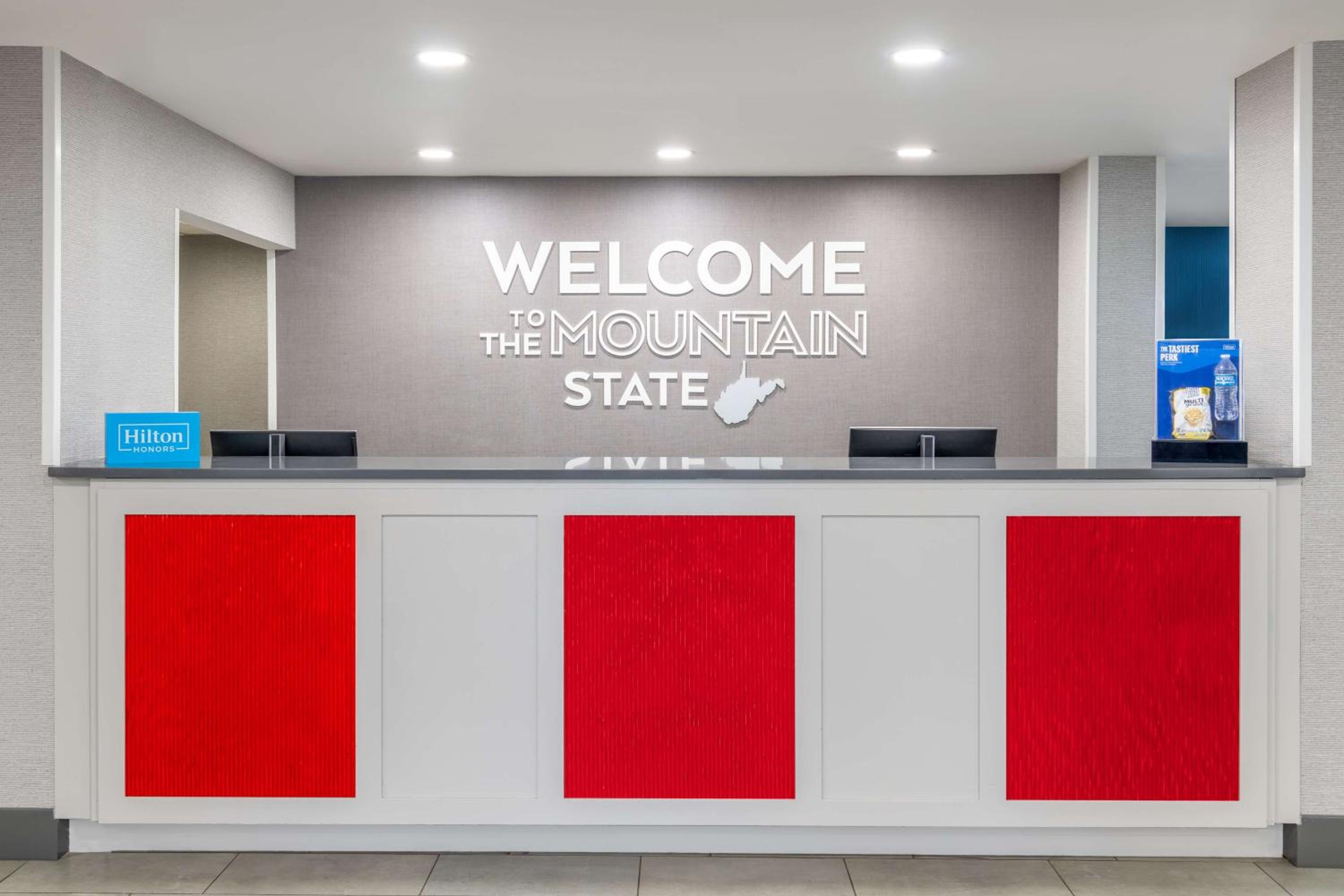 Martinsburg Vacations - Hampton Inn Martinsburg - Property Image 27