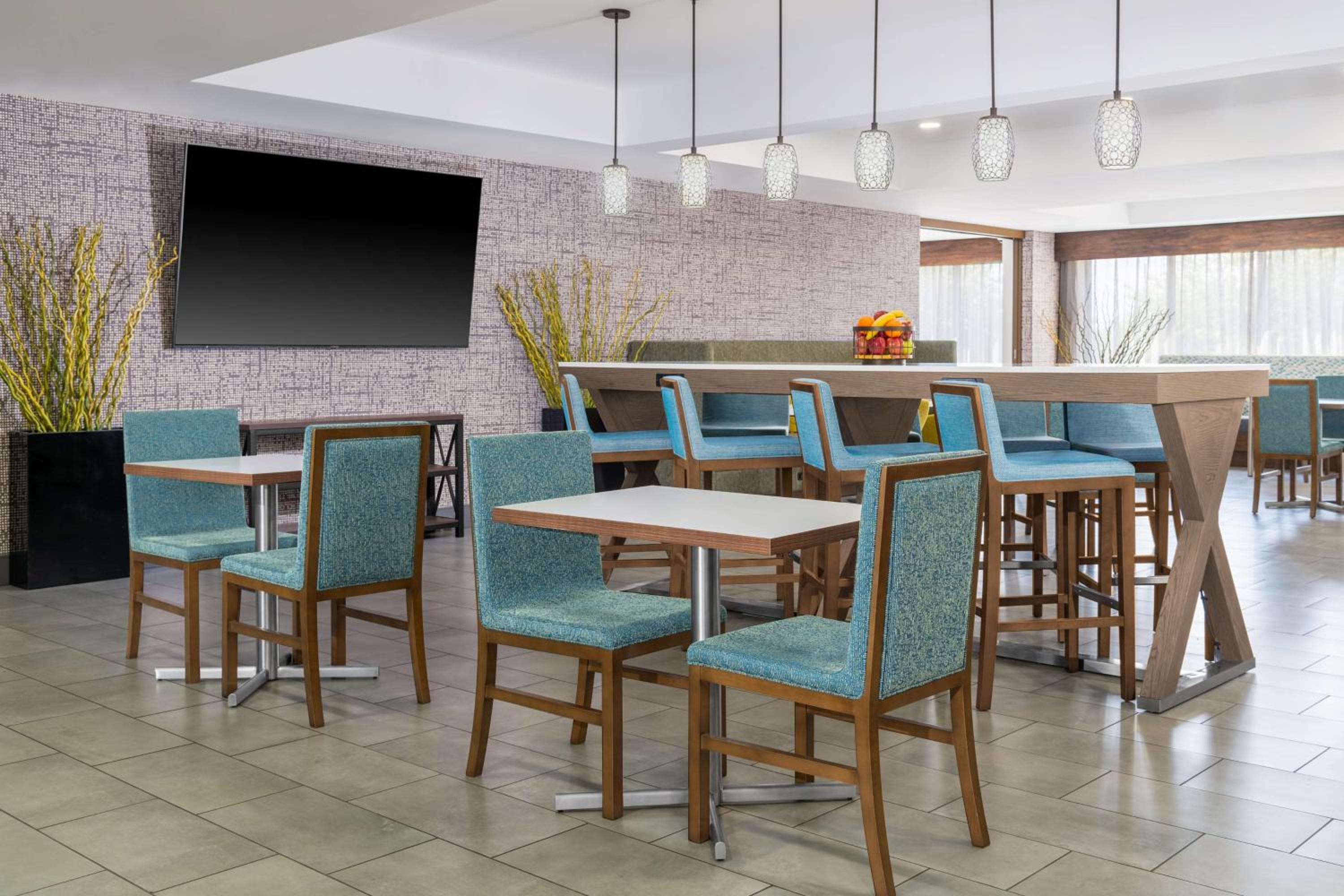 Martinsburg Vacations - Hampton Inn Martinsburg - Property Image 33