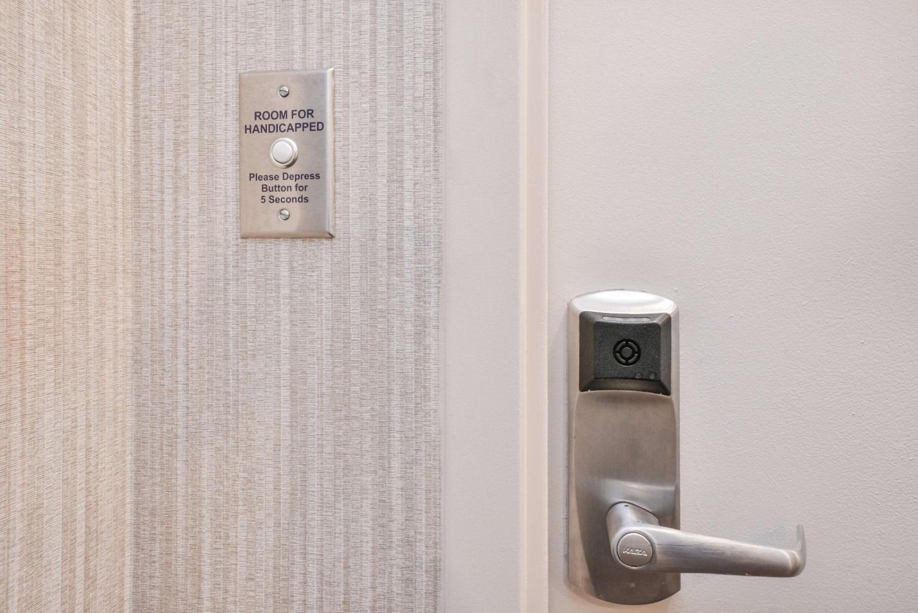 Martinsburg Vacations - Hampton Inn Martinsburg - Property Image 4