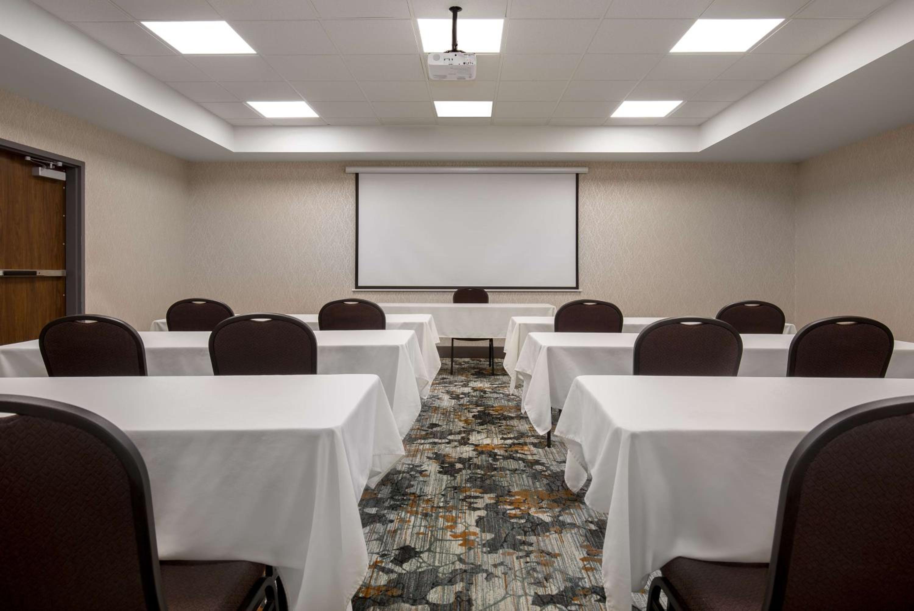 Toronto Vacations - Hampton Inn by Hilton Brampton - Toronto - Property Image 4