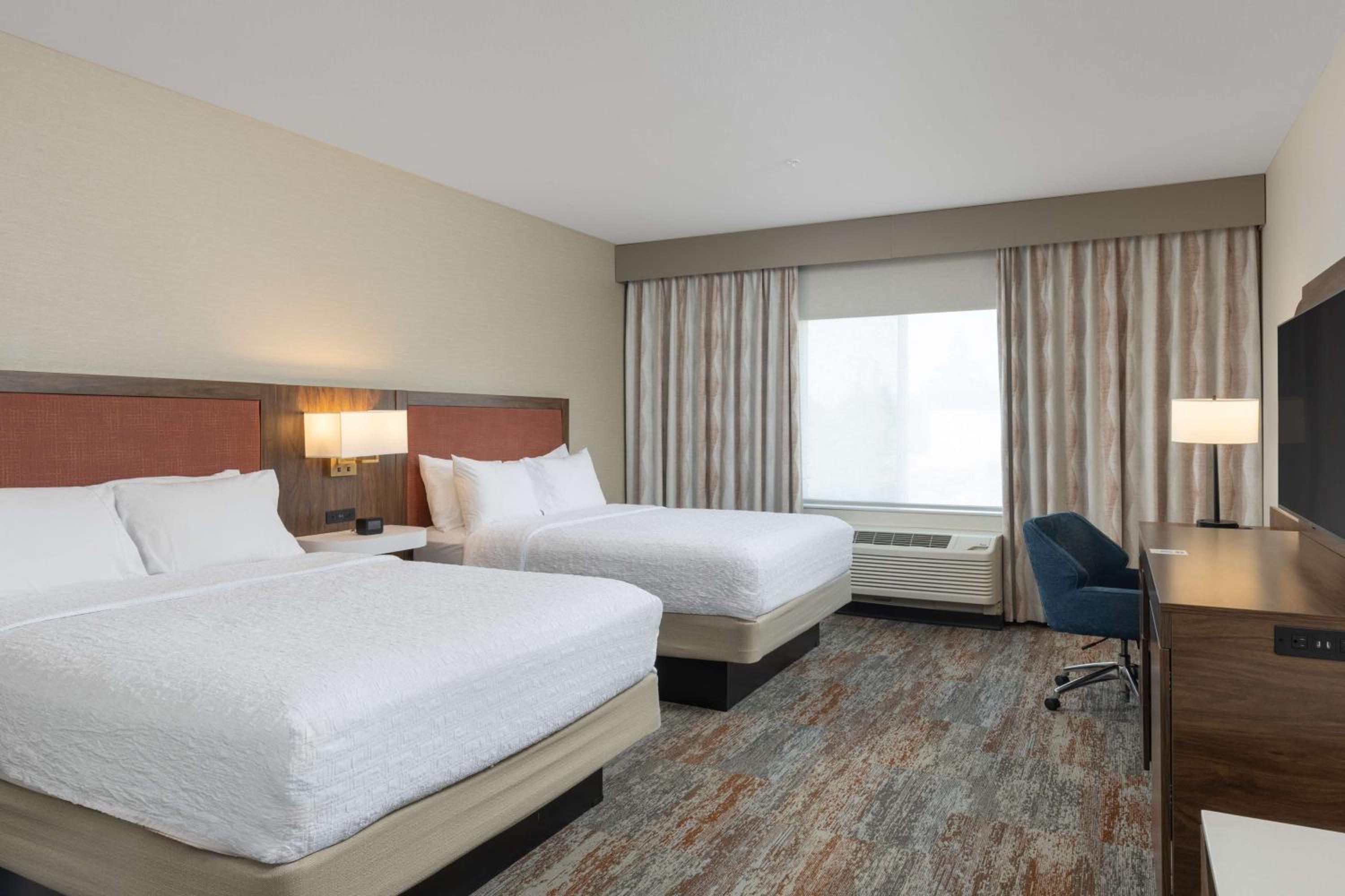 Yuba City Vacations - Hampton Inn  Suites Yuba City - Property Image 15