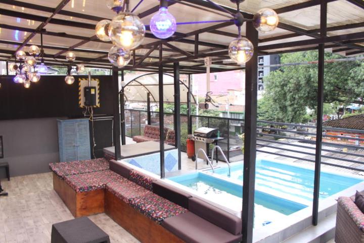 The Cosmopolitan Of Las Vegas 10 BD W Jacuzzi and Pool
