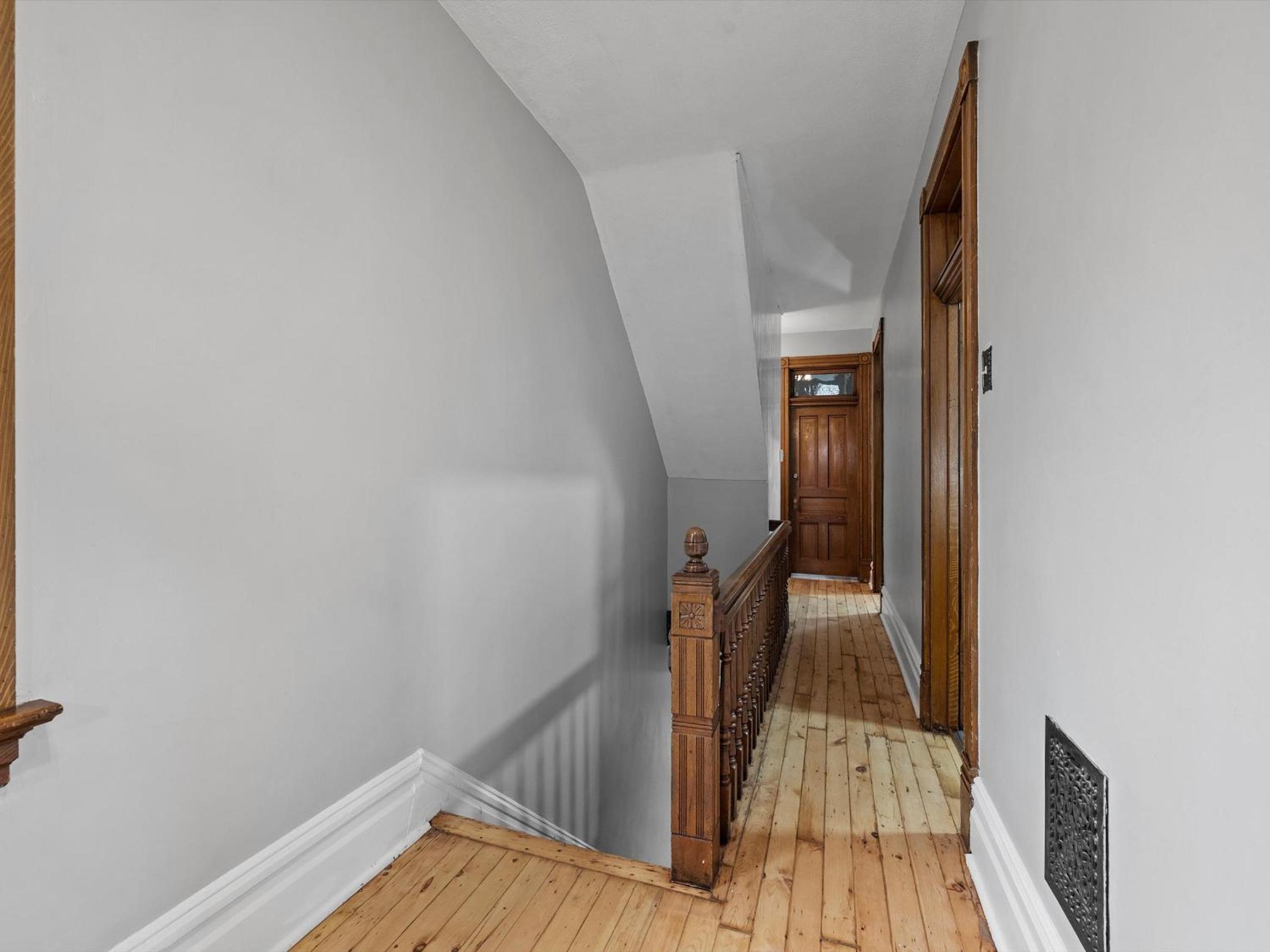 Oakland, Pittsburgh !C Bright and Stylish Private Bedroom with Shared Bathroom