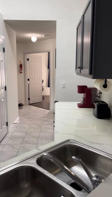 Resort Community 4 Bedroom Family Home, Pool & 15 Min Disney view 5