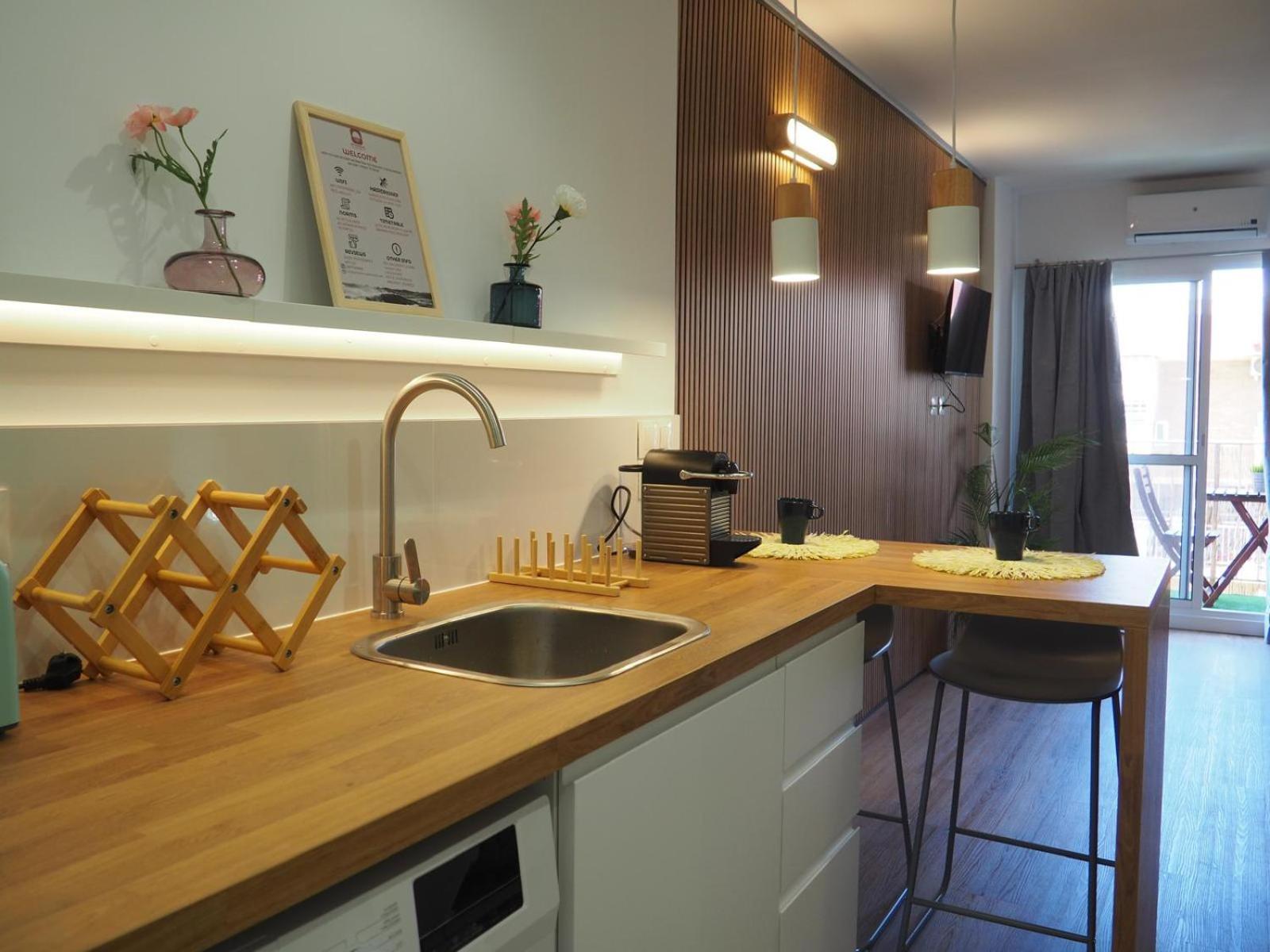 Bythewave Apartments