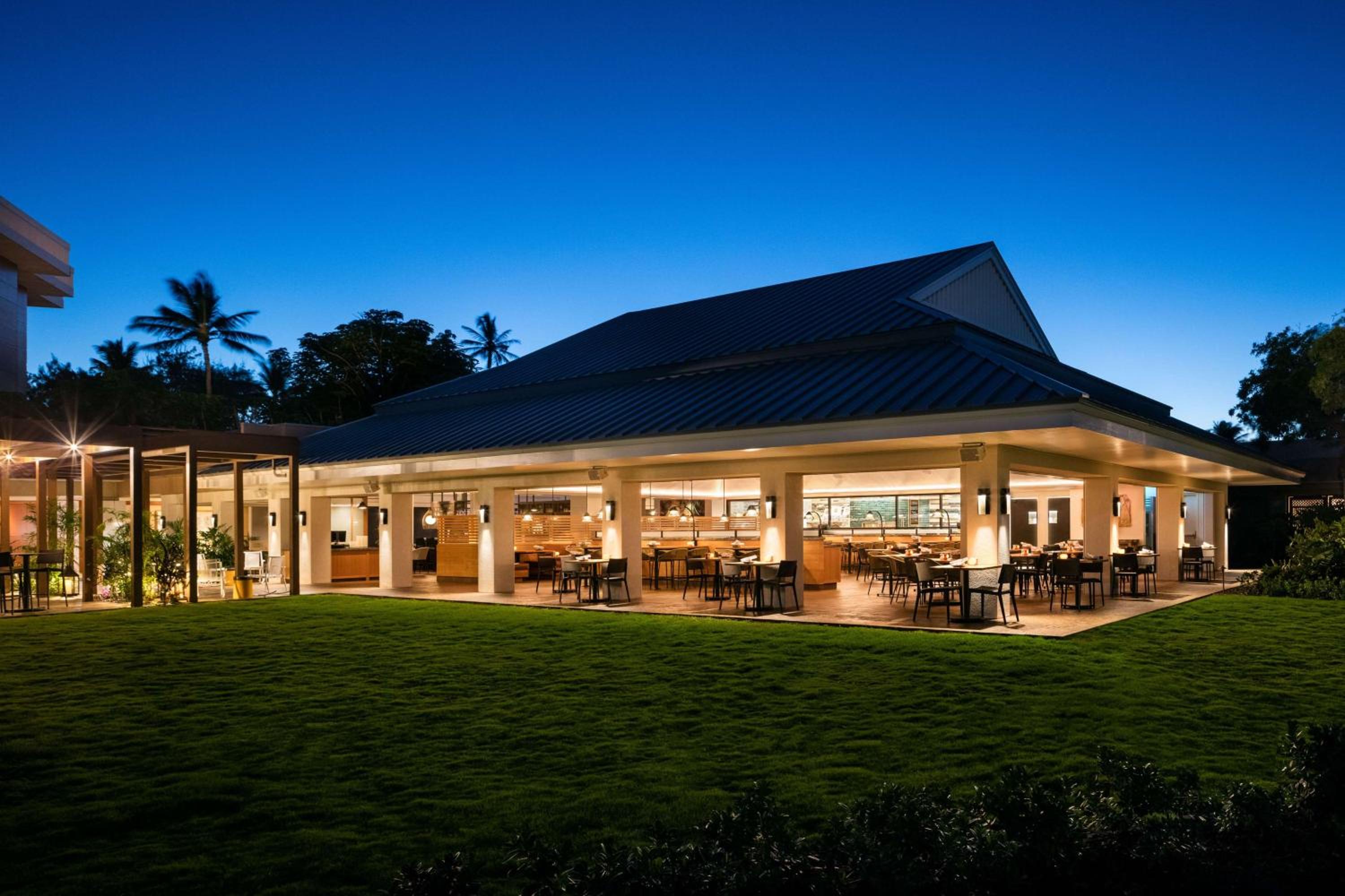 Hilton Waikoloa Village 100