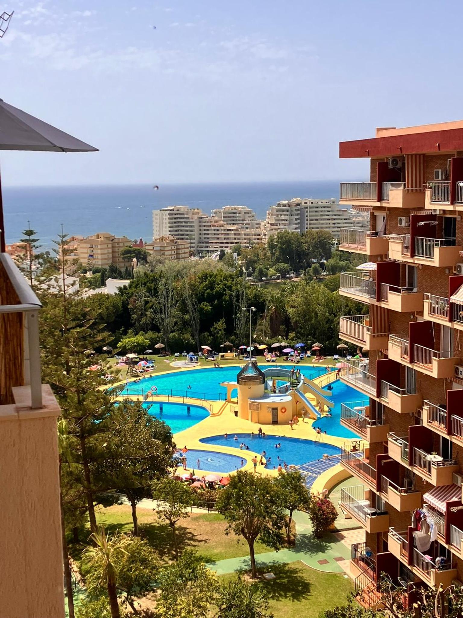Bythewave Apartments
