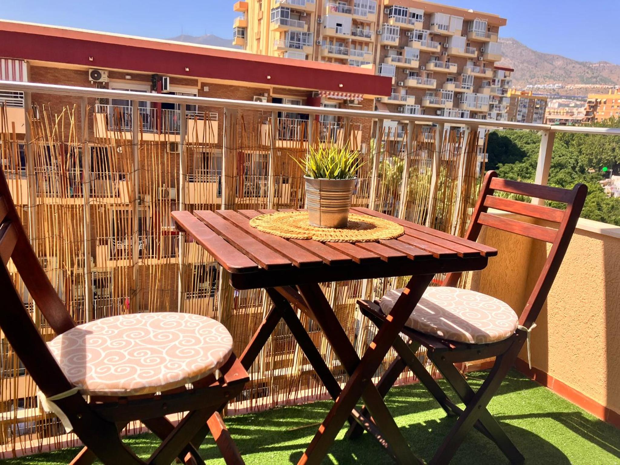 Bythewave Apartments