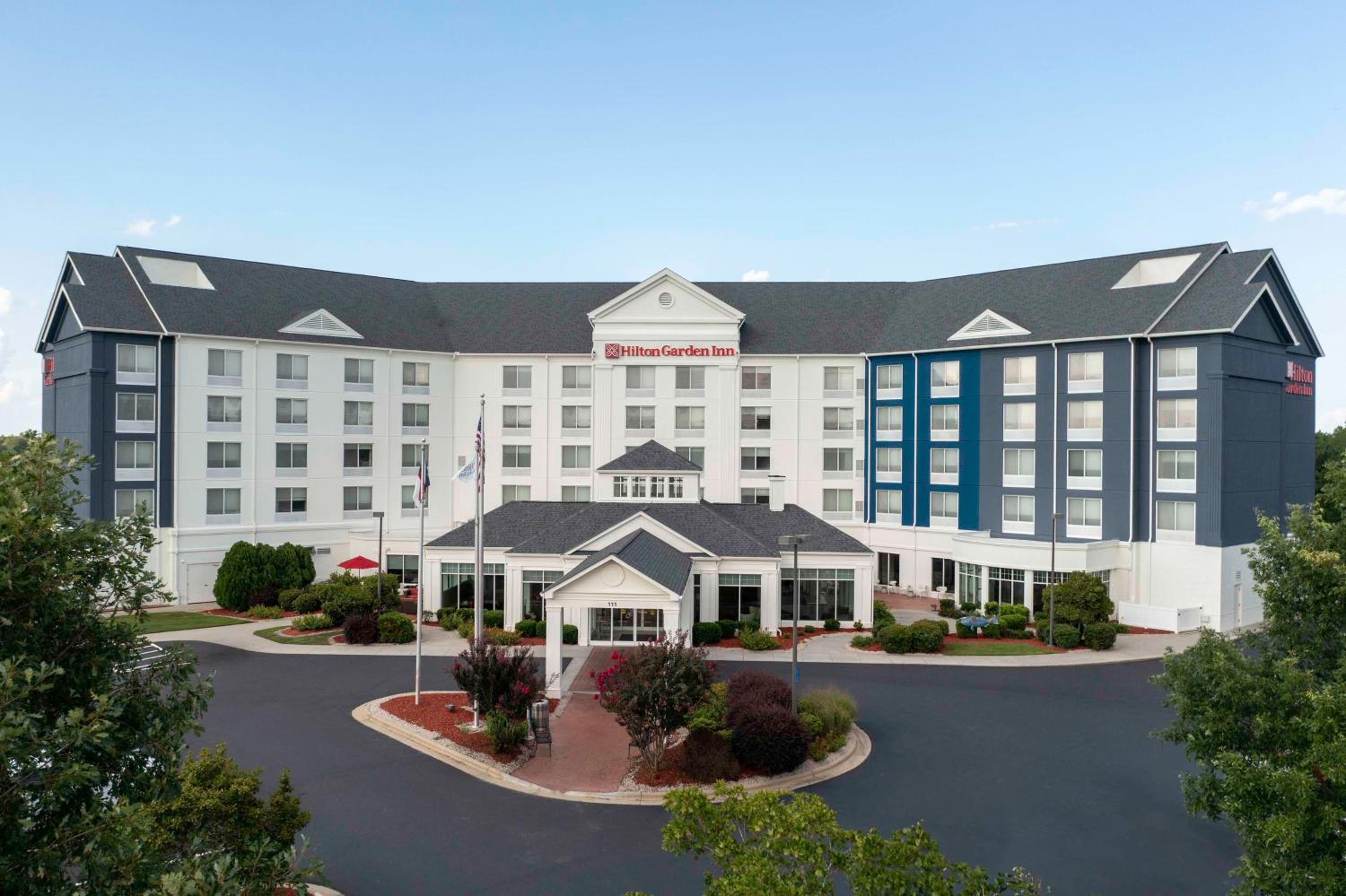 Roanoke Rapids Vacations - Hilton Garden Inn Roanoke Rapids - Property Image 32