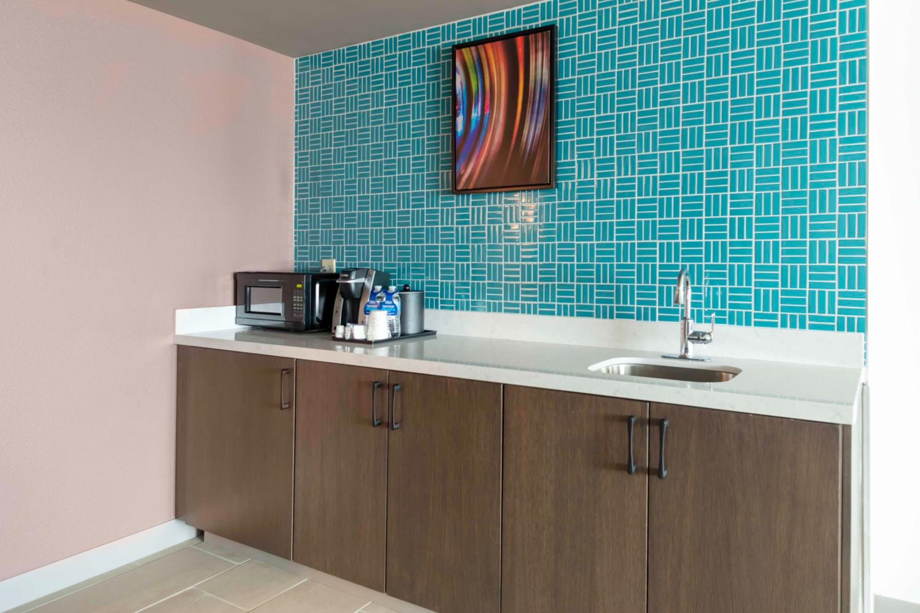 Roanoke Rapids Vacations - Hilton Garden Inn Roanoke Rapids - Property Image 14