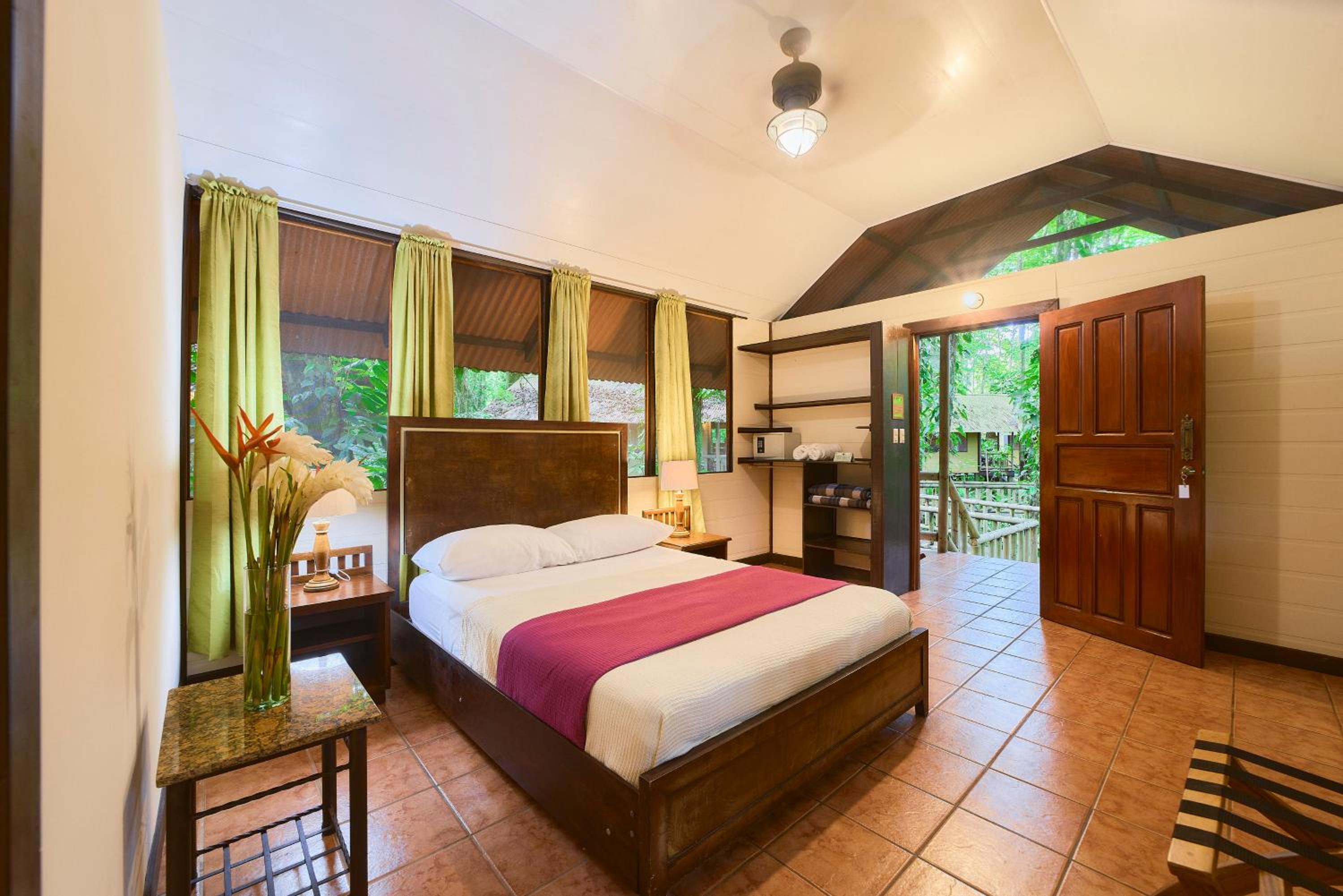 Evergreen Lodge