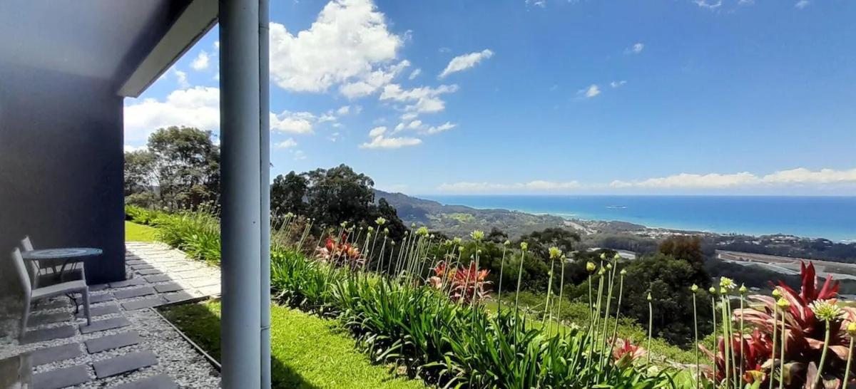 ON TOP Of THE WORLD Garden Studio