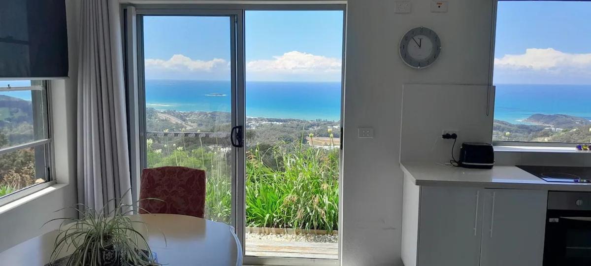 ON TOP Of THE WORLD Garden Studio