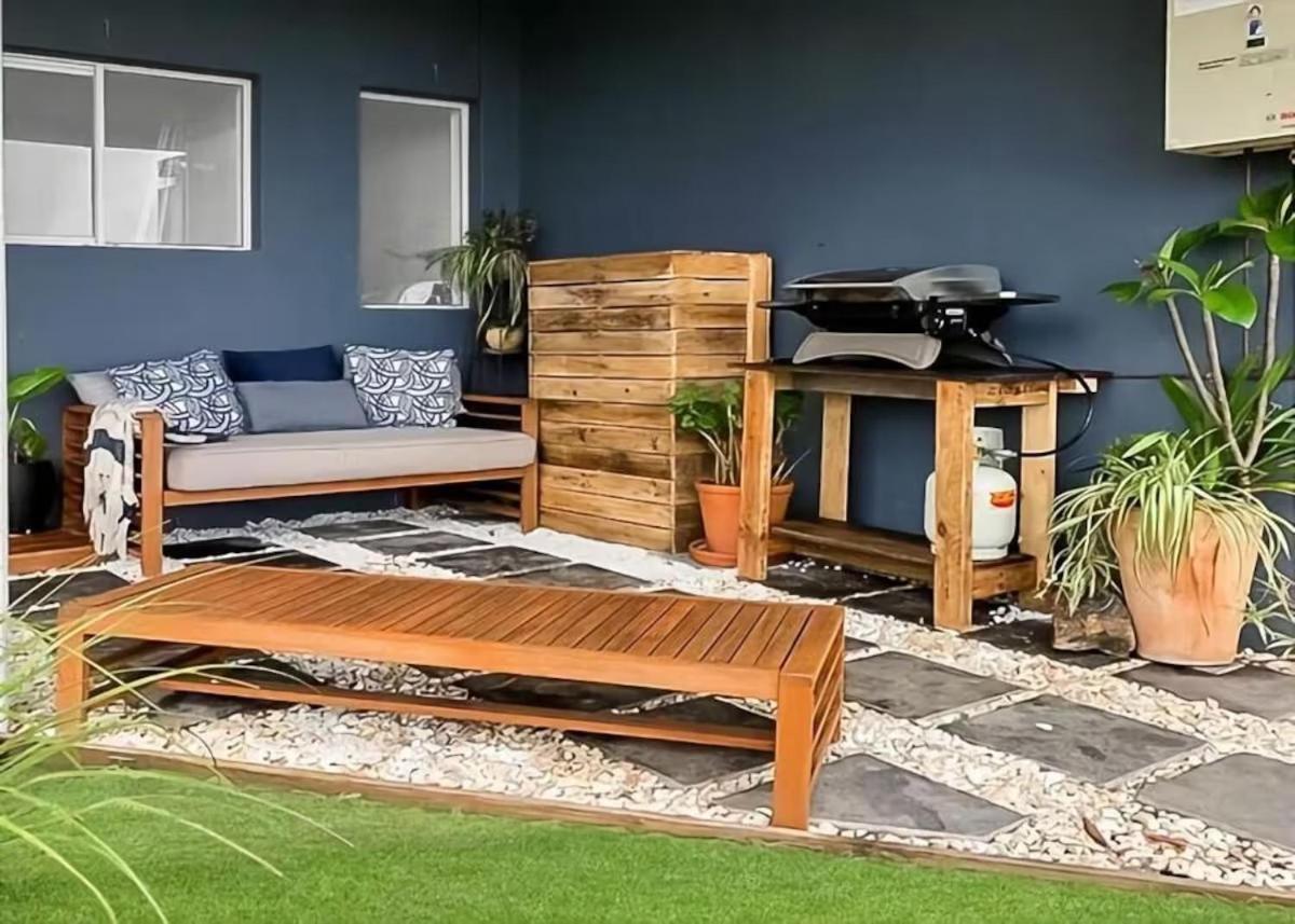 ON TOP Of THE WORLD Garden Studio