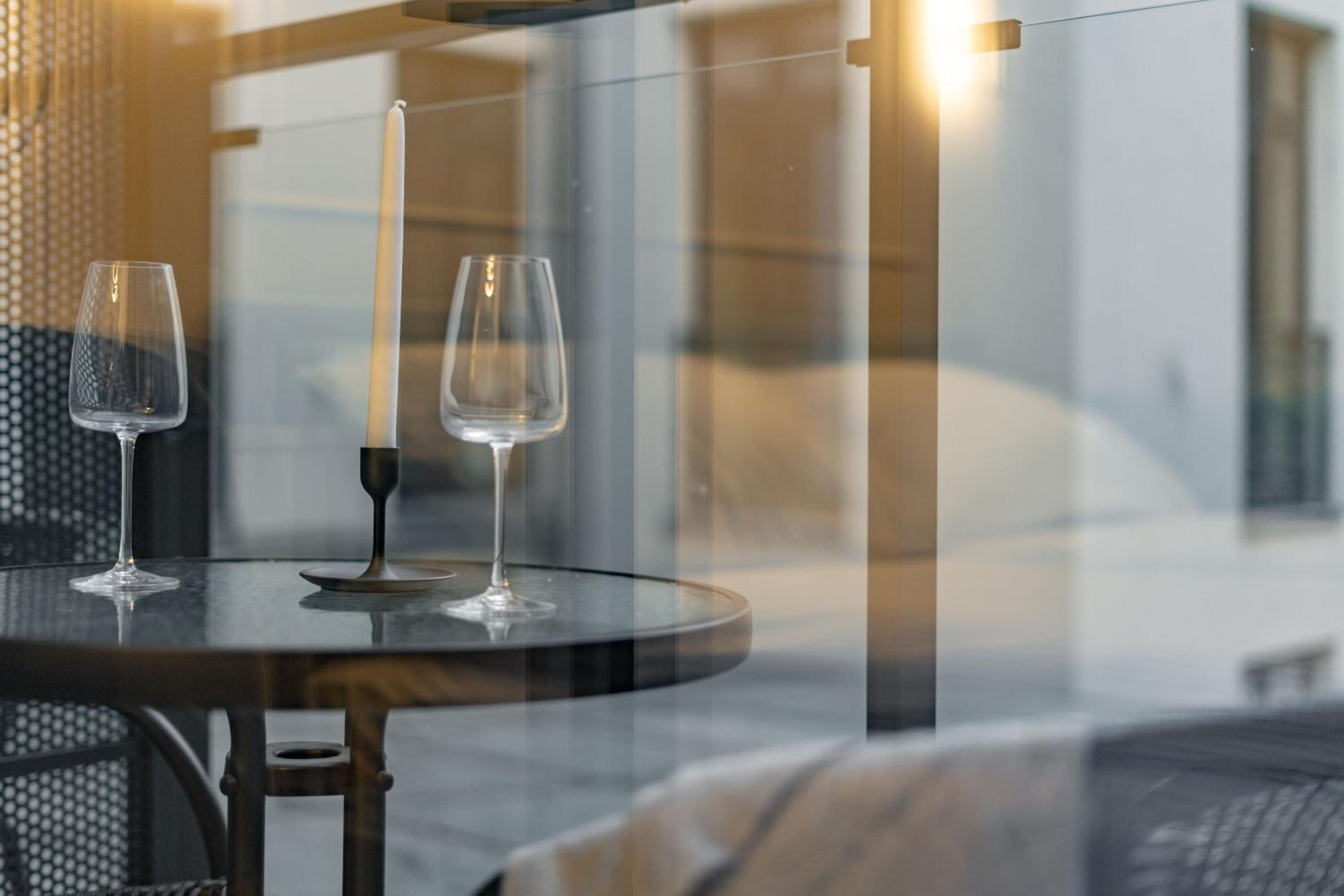 Roosevelta Residence Apartments - przy OFF Piotrkowska, FV - Klimatyzacja - WiFi, Orientarium, Atlas Arena, HopaLupa, Aquapark Fala, EC1