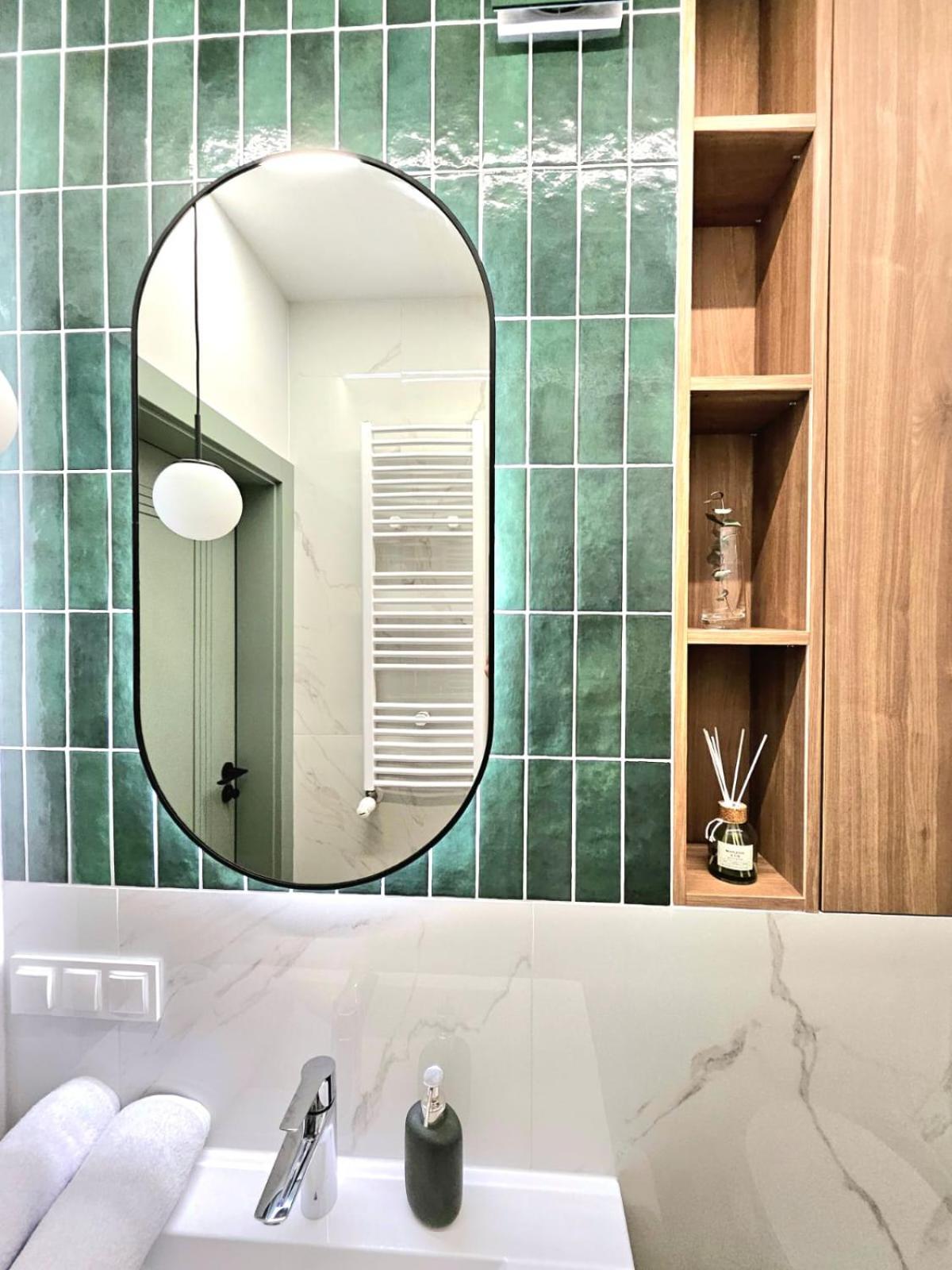 Roosevelta Residence Apartments - przy OFF Piotrkowska, FV - Klimatyzacja - WiFi, Orientarium, Atlas Arena, HopaLupa, Aquapark Fala, EC1