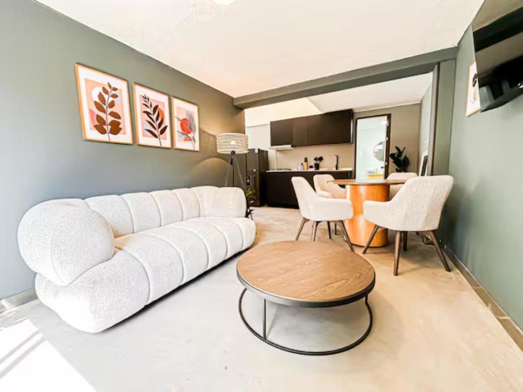 Villa Bamboo Oasis