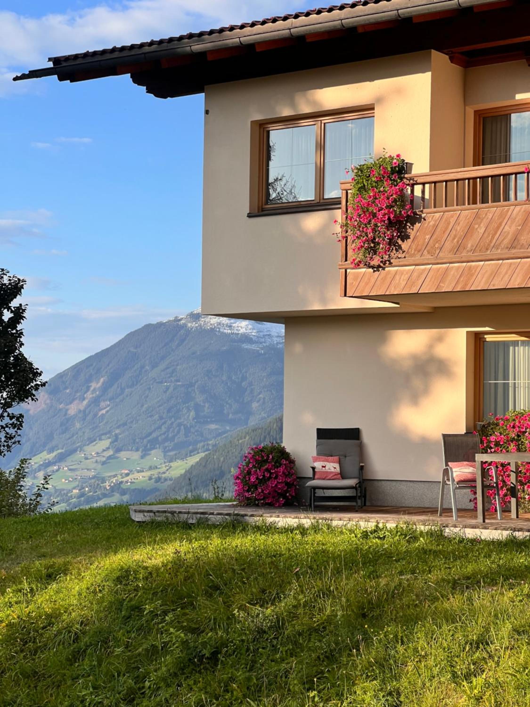 New Chalet Platzhirsch Panorama Blick Sauna Rohrberg Maximilian