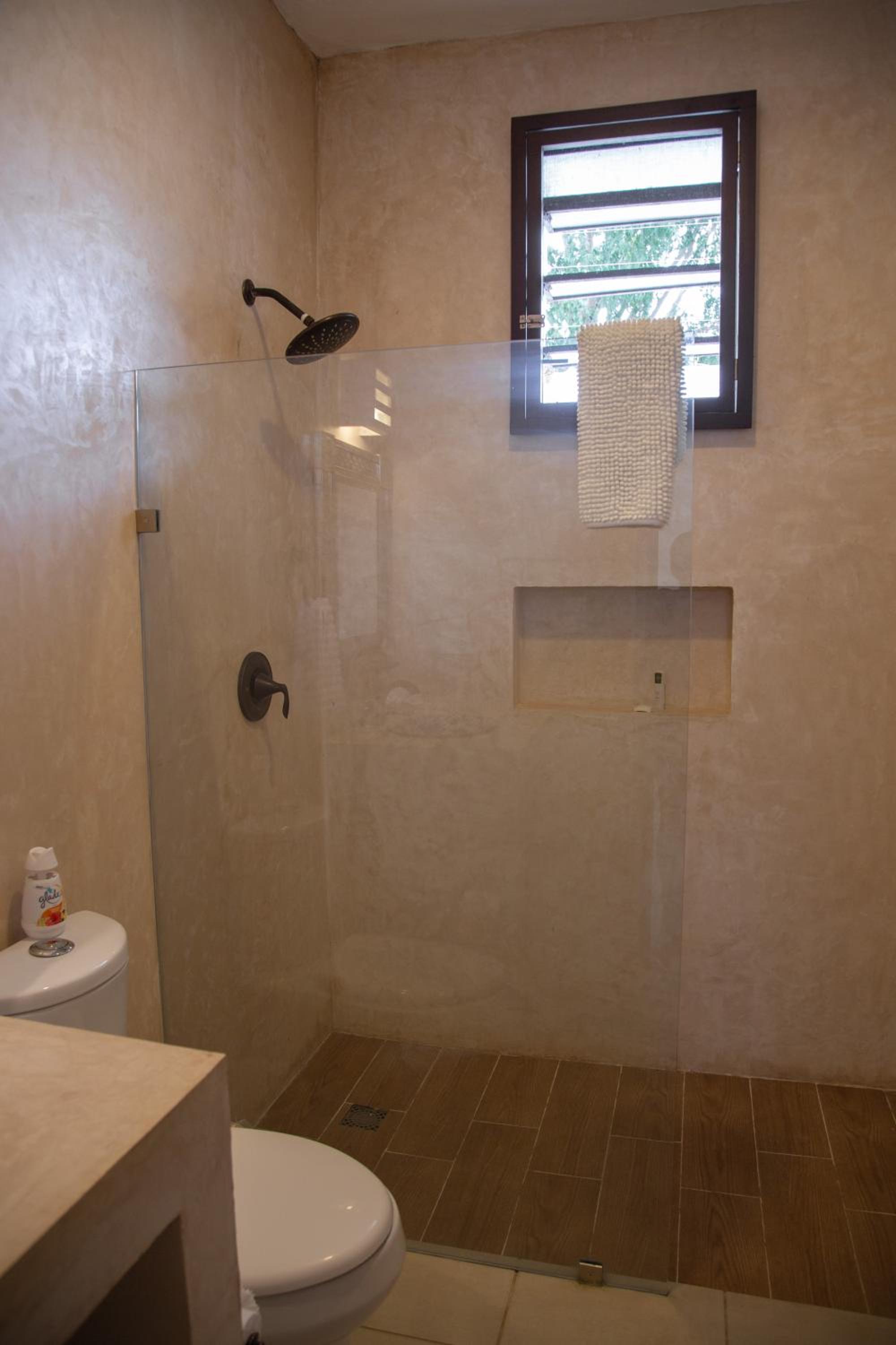 Photo 32