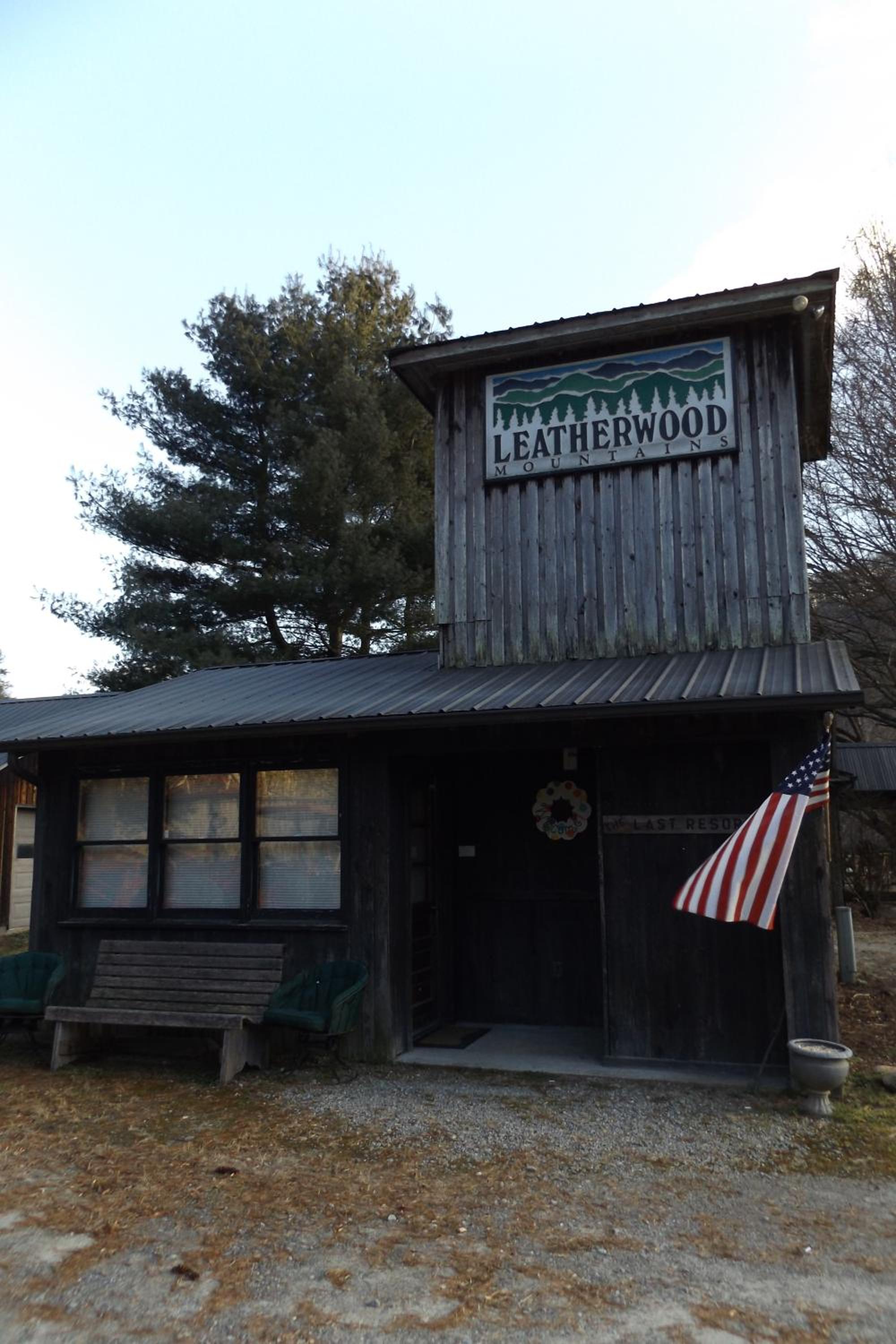 The Last Resort by Leatherwood Mountains Resort view 5