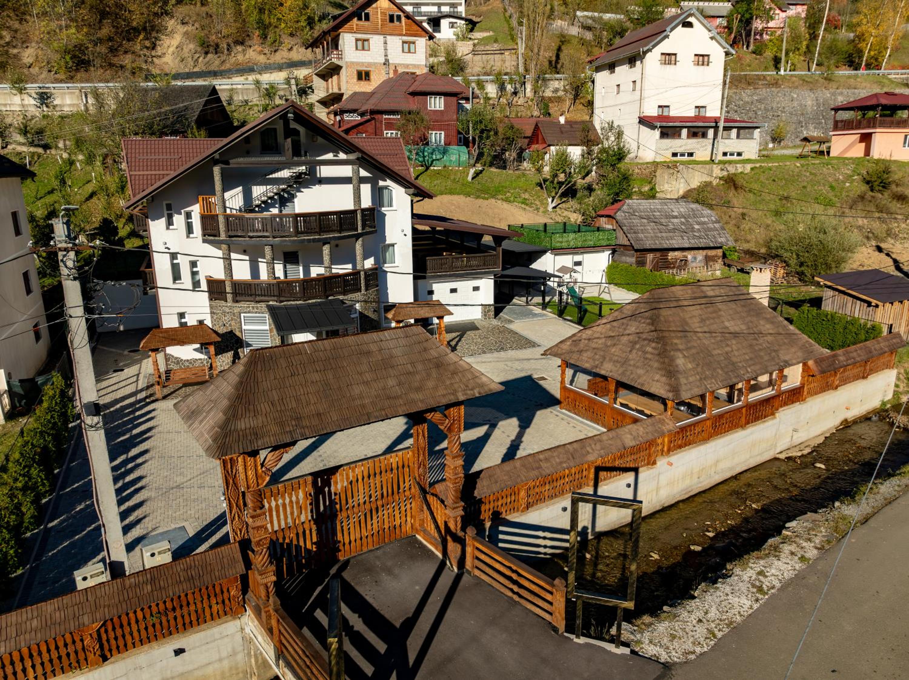 Poarta Maramureșana Borșa Complex