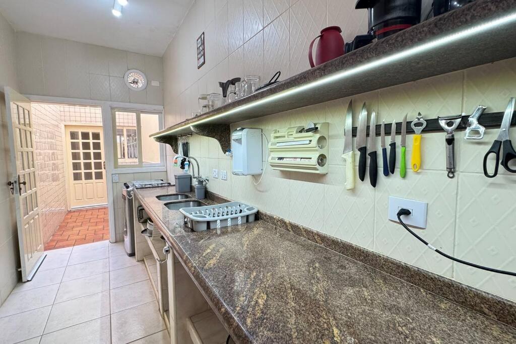 Casa Pé na Areia Suíte Master com Hidromassagem, Wi-Fi, Vista Mar e Churrasqueira